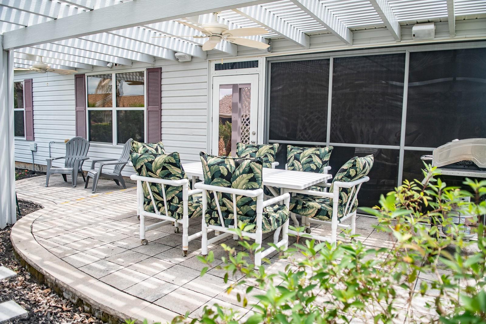 2633 ENGLISH IVY CIR, THE VILLAGES, FL, 32162