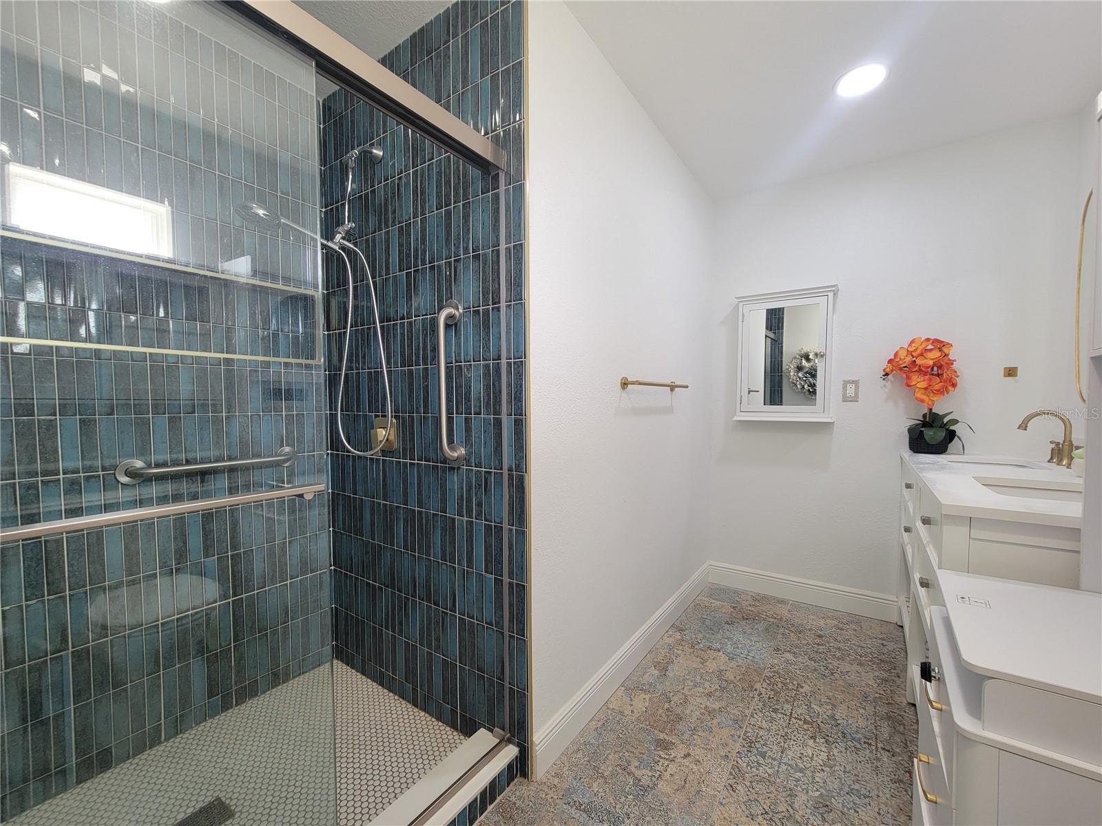 2631 OAKBROOK DR, LARGO, FL, 33770