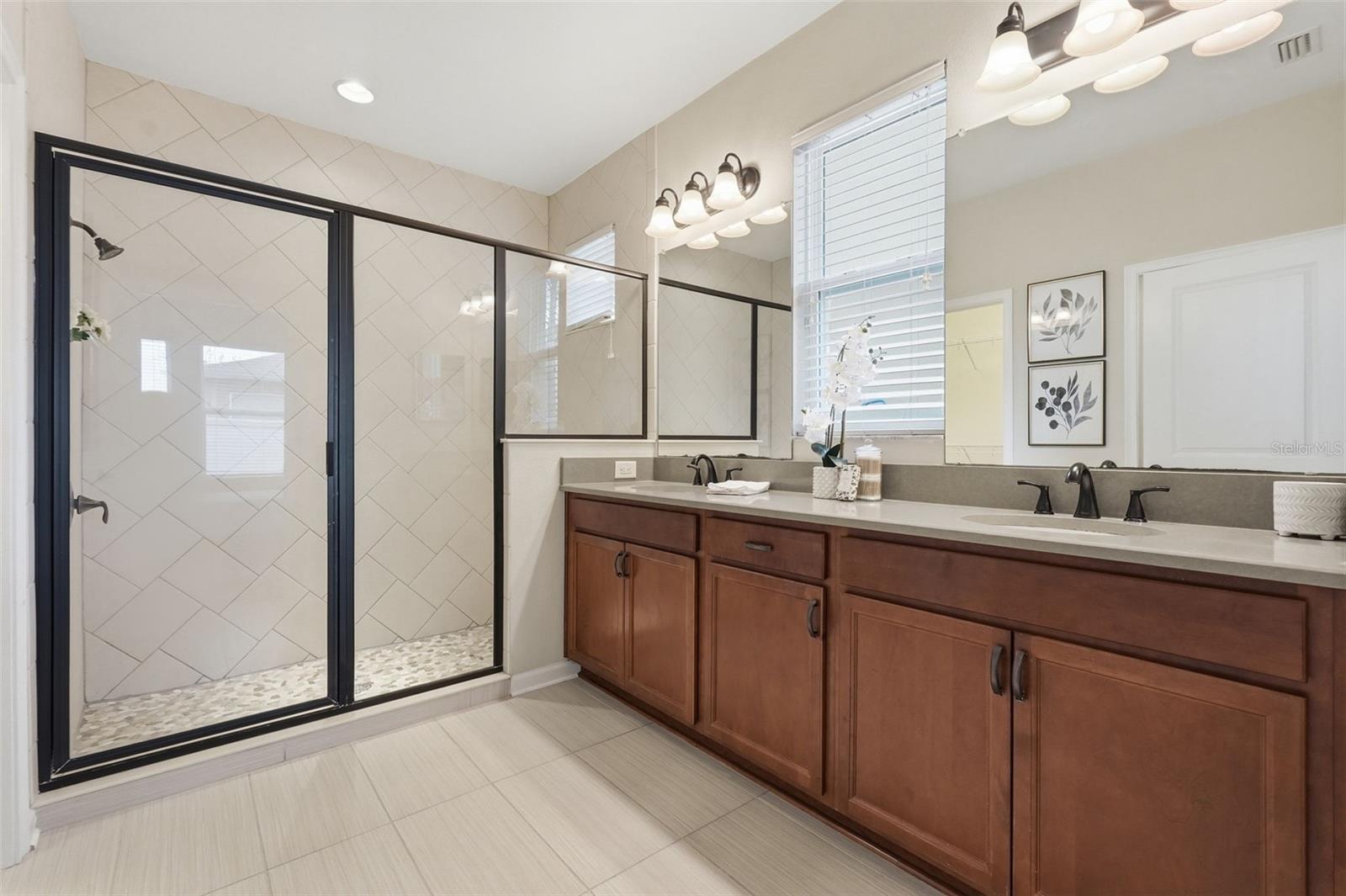 29241 PERILLI PL, WESLEY CHAPEL, FL, 33543