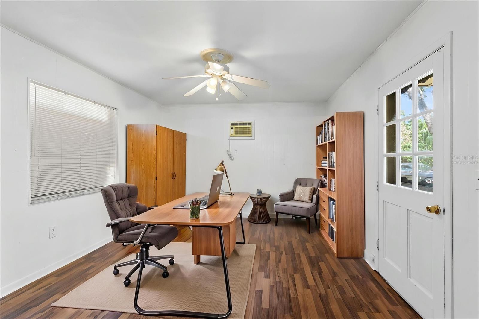 8698 HILLSIDE DR, ORLANDO, FL, 32810
