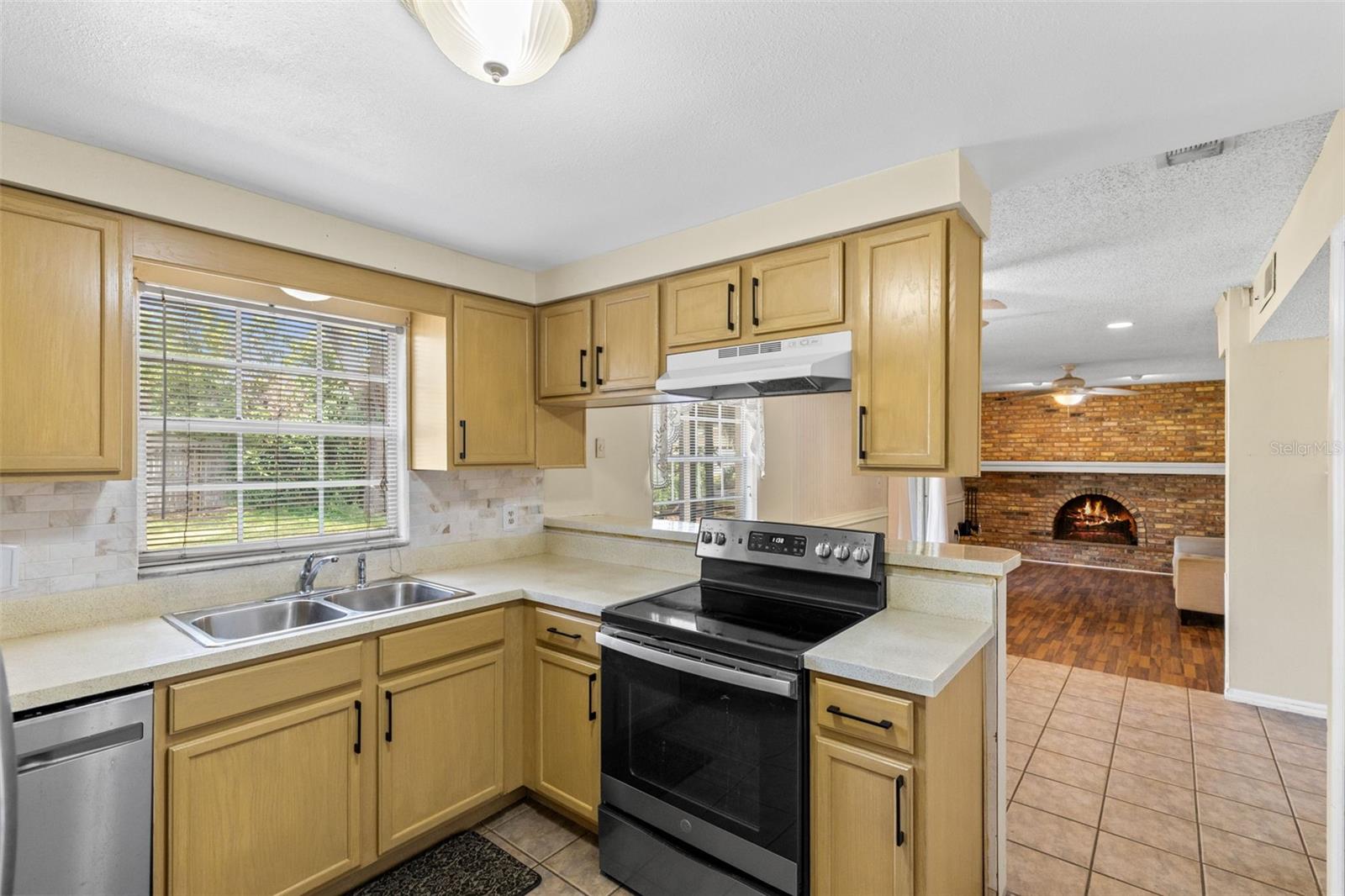 8698 HILLSIDE DR, ORLANDO, FL, 32810