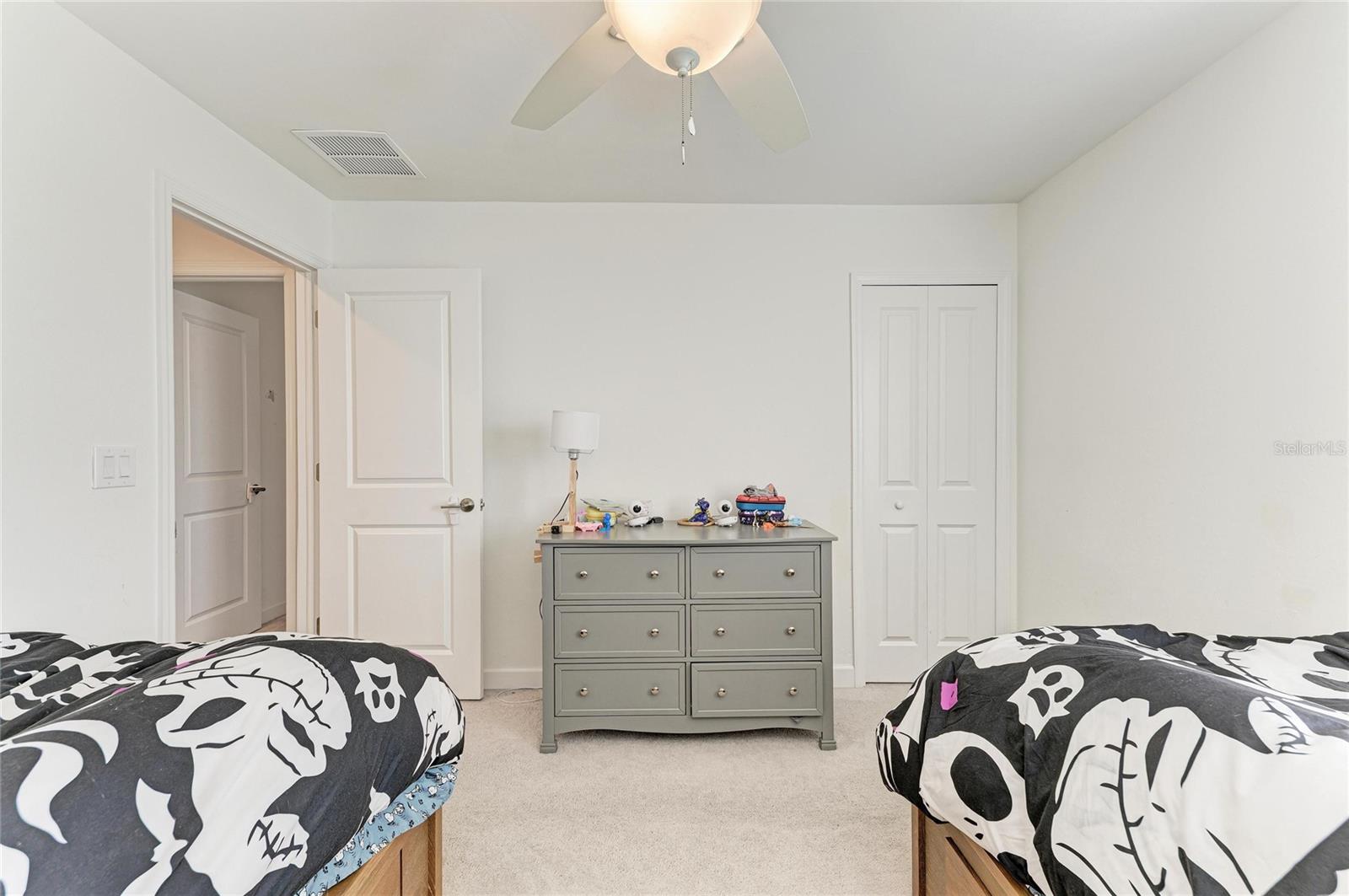 5325 CORAL REEF WAY, BRADENTON, FL, 34211