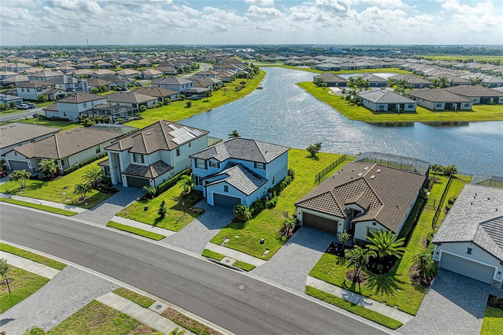 5325 CORAL REEF WAY, BRADENTON, FL, 34211