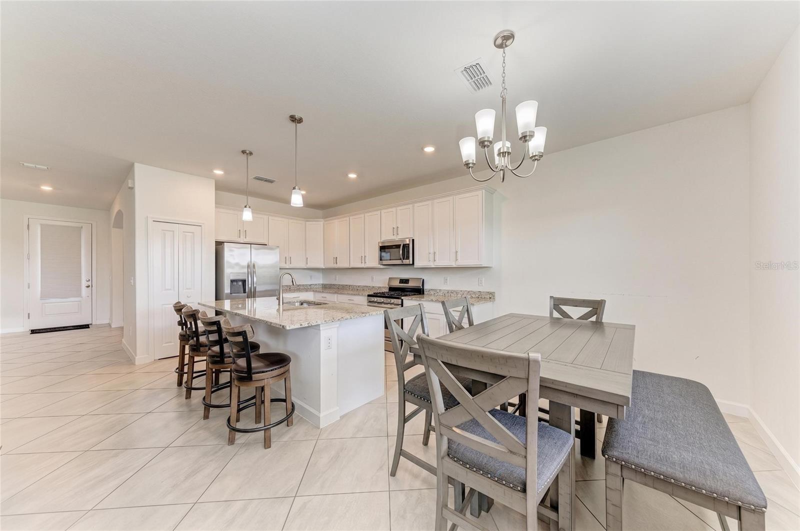 5325 CORAL REEF WAY, BRADENTON, FL, 34211
