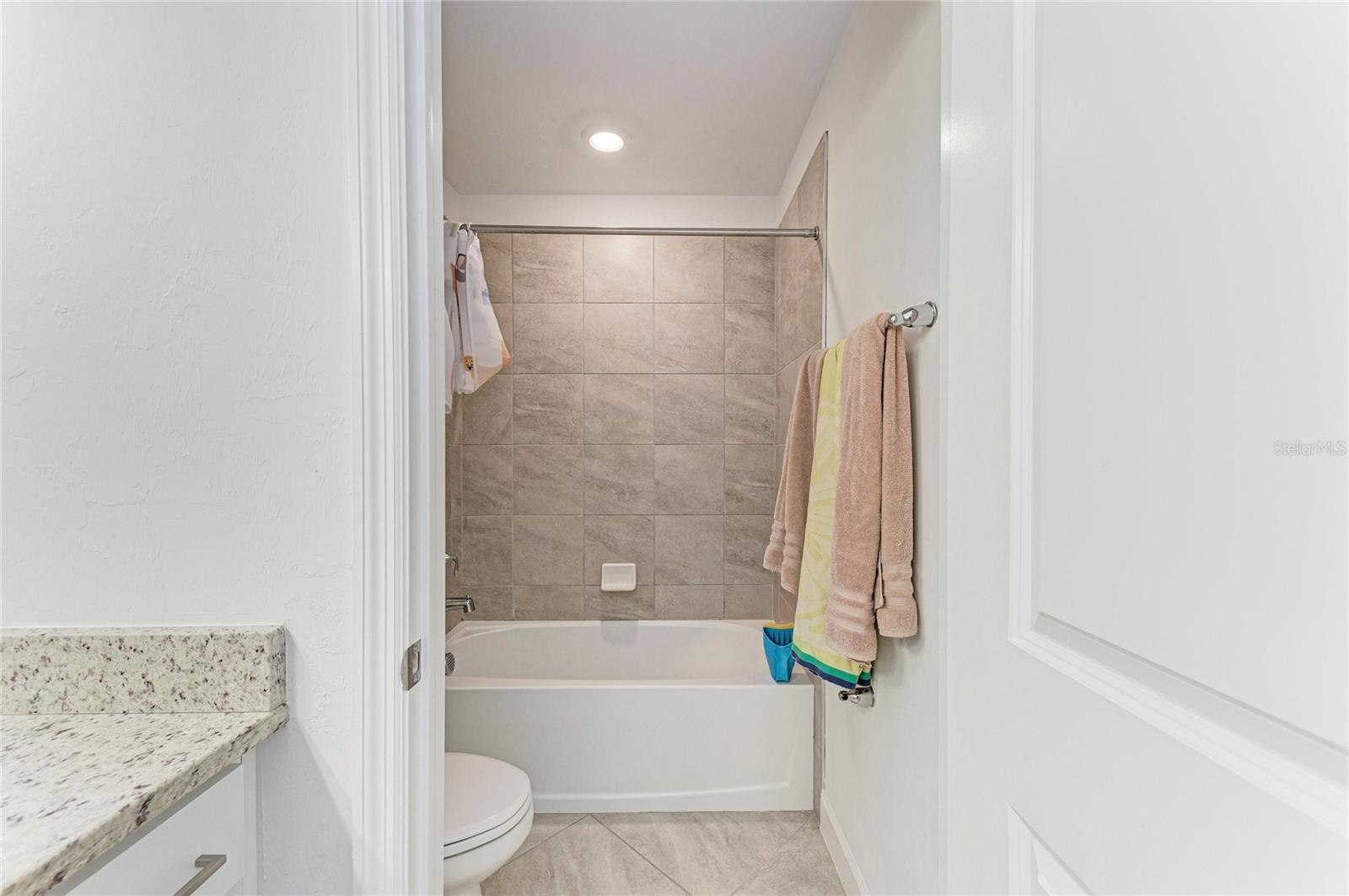 5325 CORAL REEF WAY, BRADENTON, FL, 34211