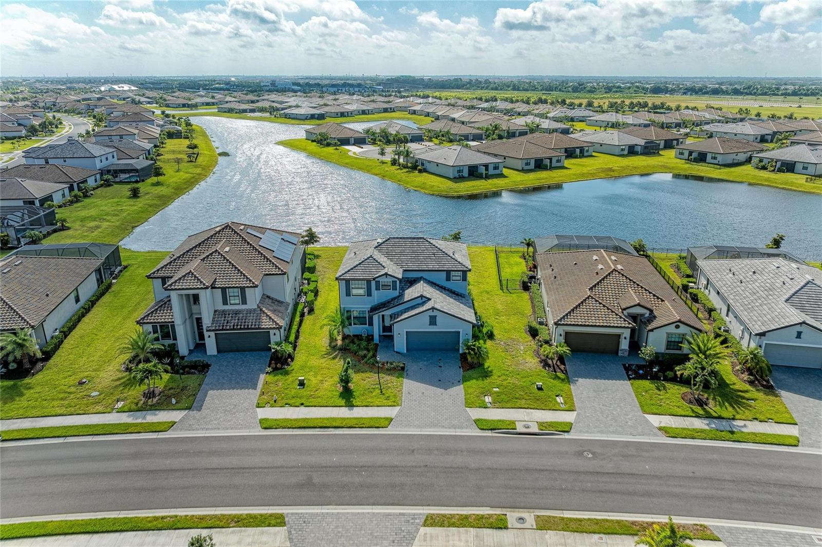 5325 CORAL REEF WAY, BRADENTON, FL, 34211
