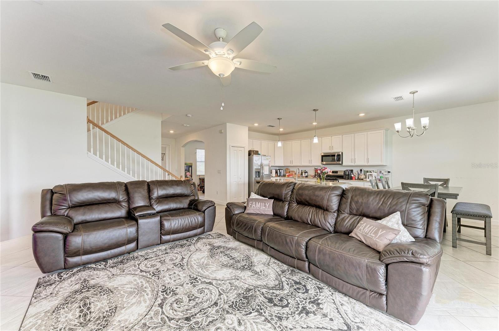 5325 CORAL REEF WAY, BRADENTON, FL, 34211