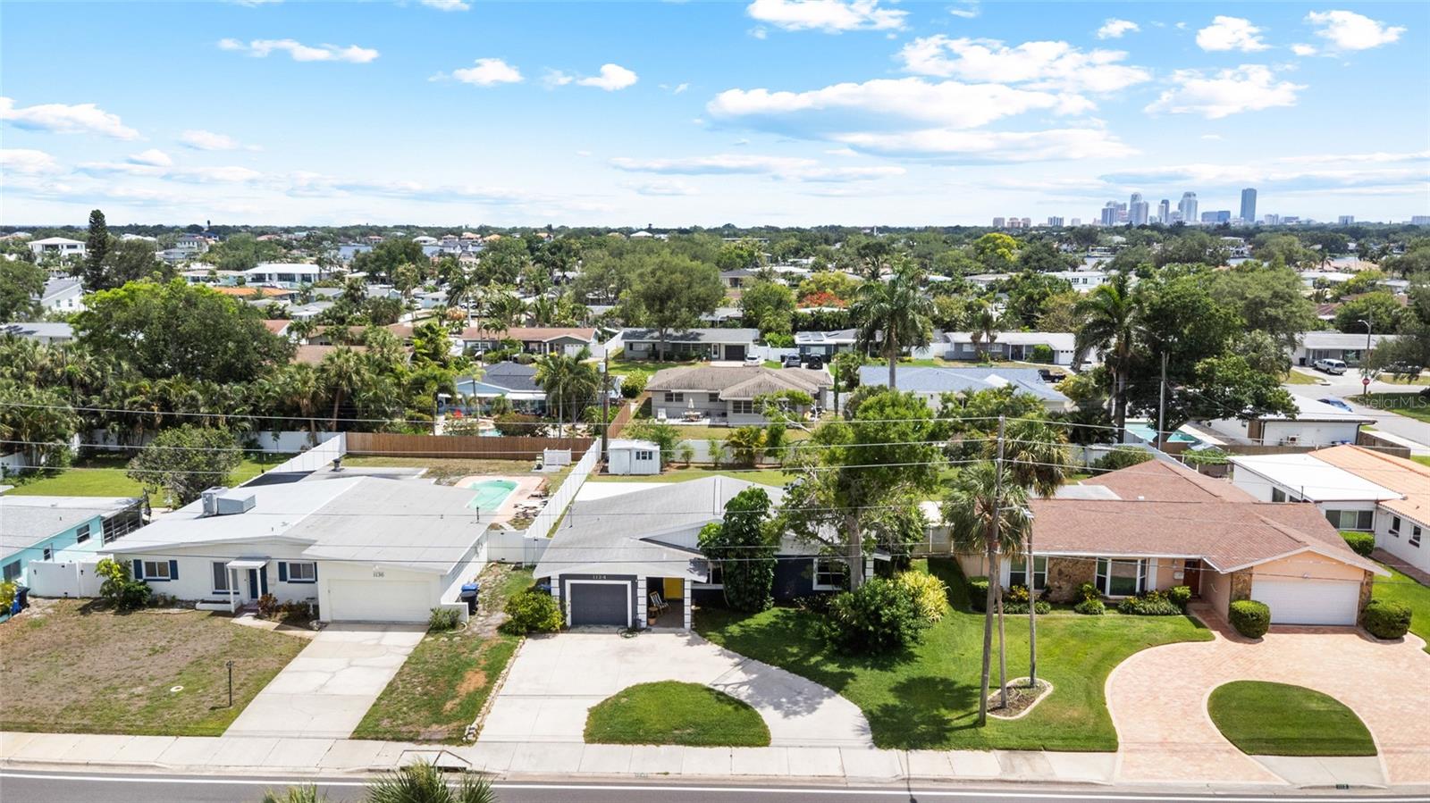1124 40TH AVE NE, ST PETERSBURG, FL, 33703