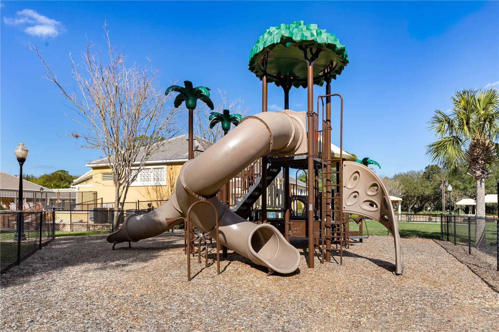 200 RIVERFRONT DR #D304, PALM COAST, FL, 32137