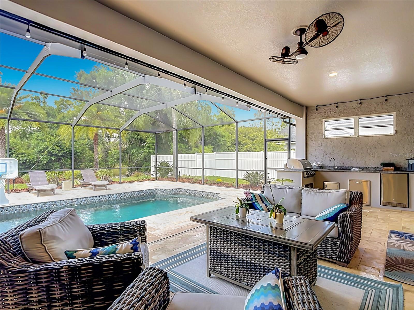 19128 CENTRE ROSE BLVD, LUTZ, FL, 33558