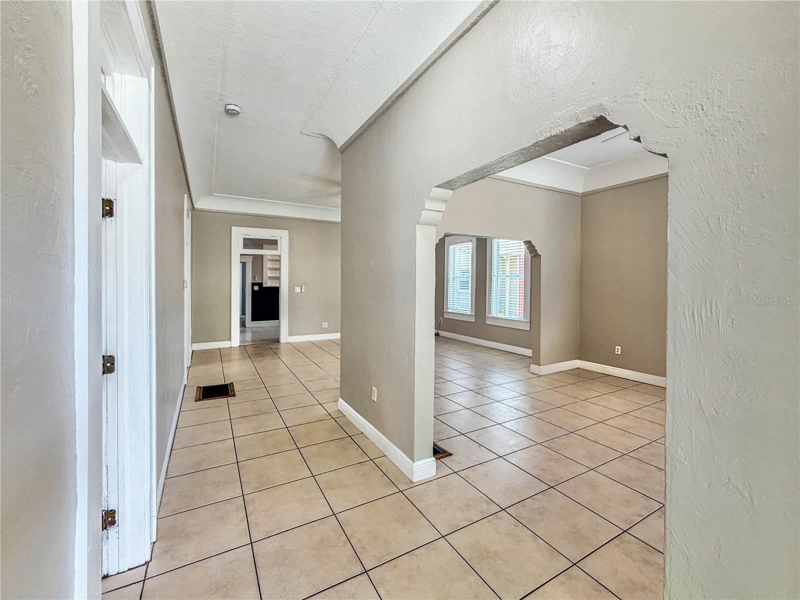 2312 E 10TH AVE, TAMPA, FL, 33605