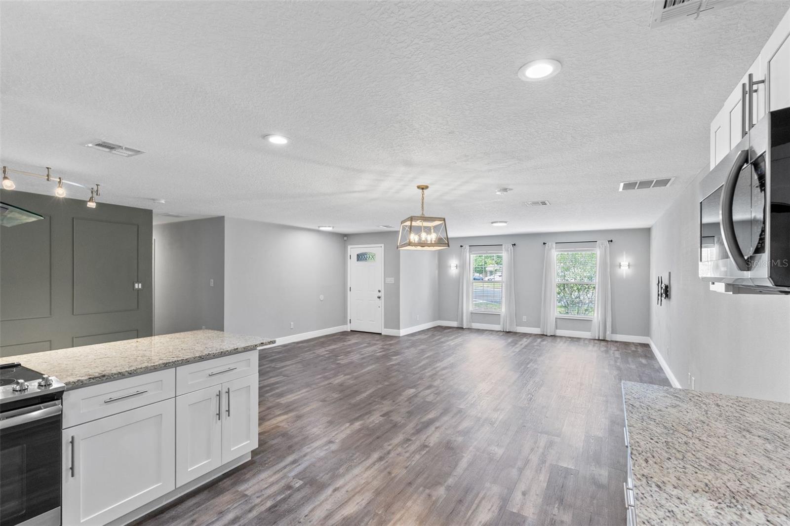 1432 CANTERBURY CIR, CASSELBERRY, FL, 32707