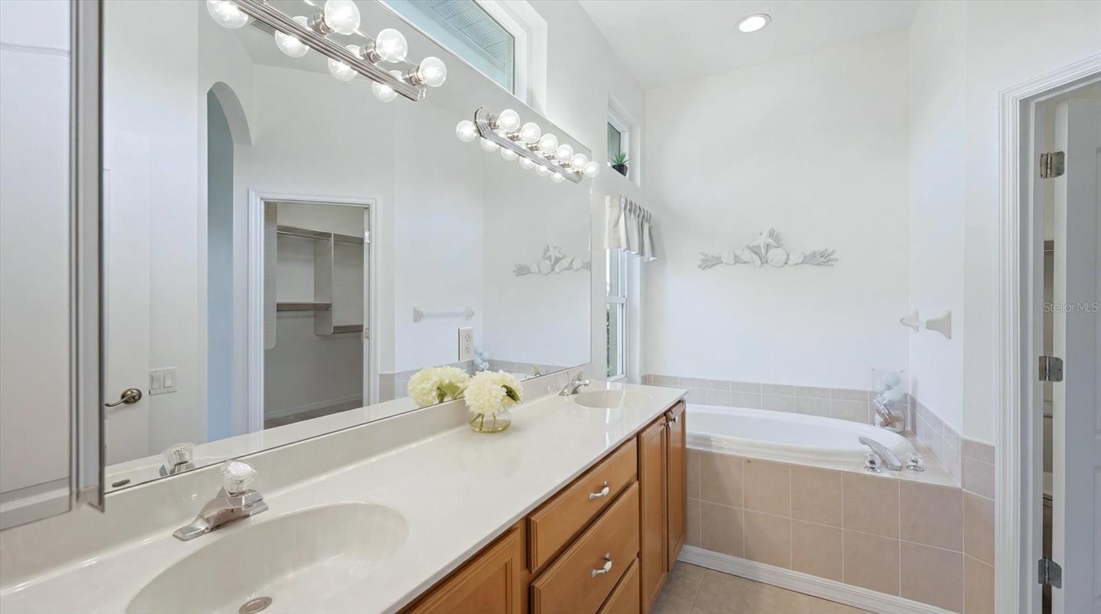 3337 PINE SHADOW CIR, NORTH PORT, FL, 34287