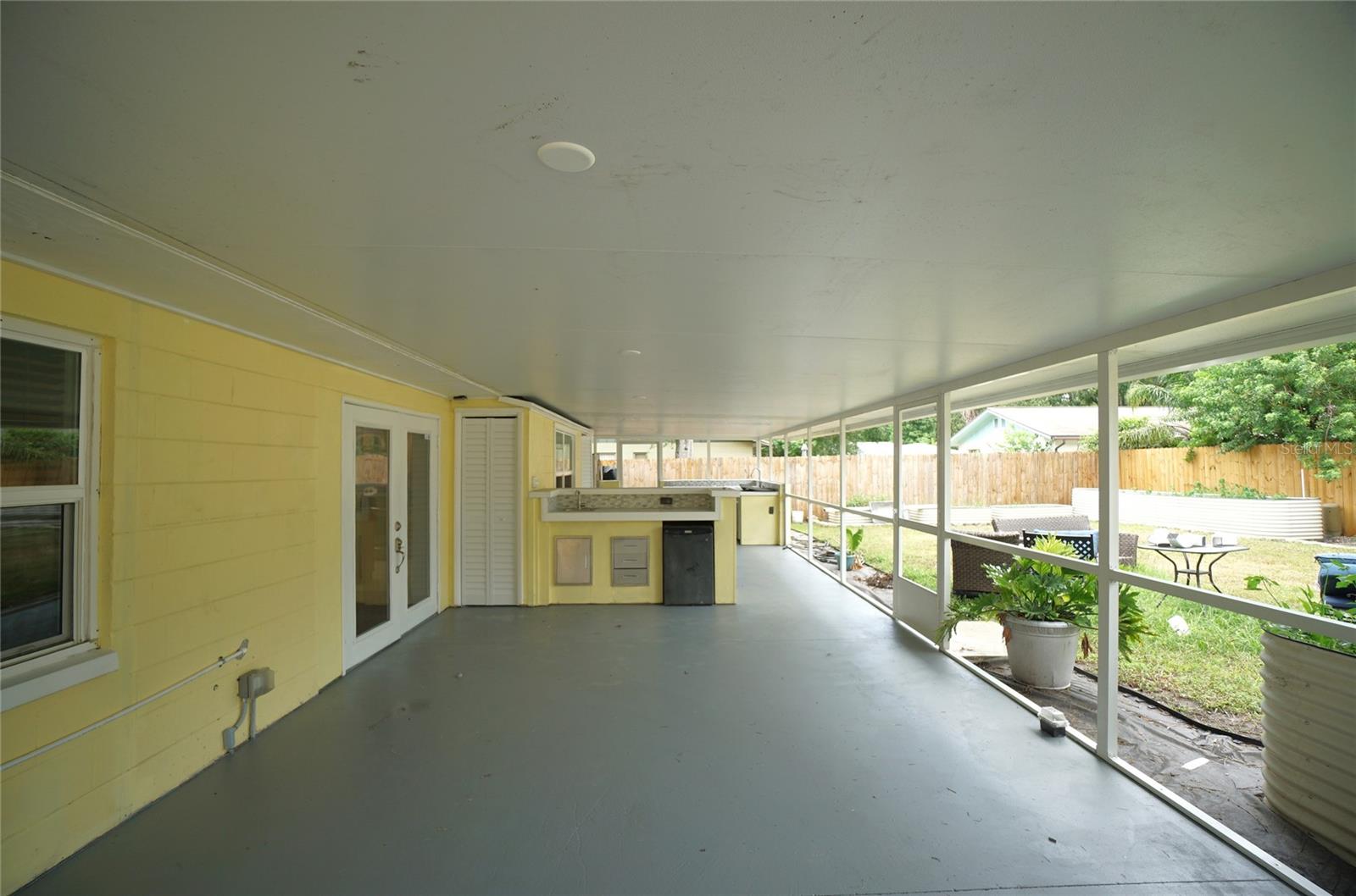 5301 CARROLLWOOD MEADOWS DR, TAMPA, FL, 33625