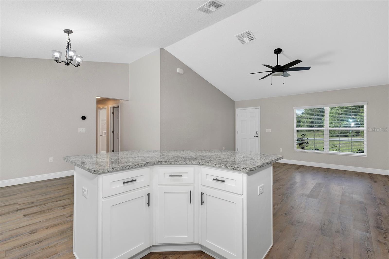 5 LOCUST RADIAL CIR, OCALA, FL, 34472