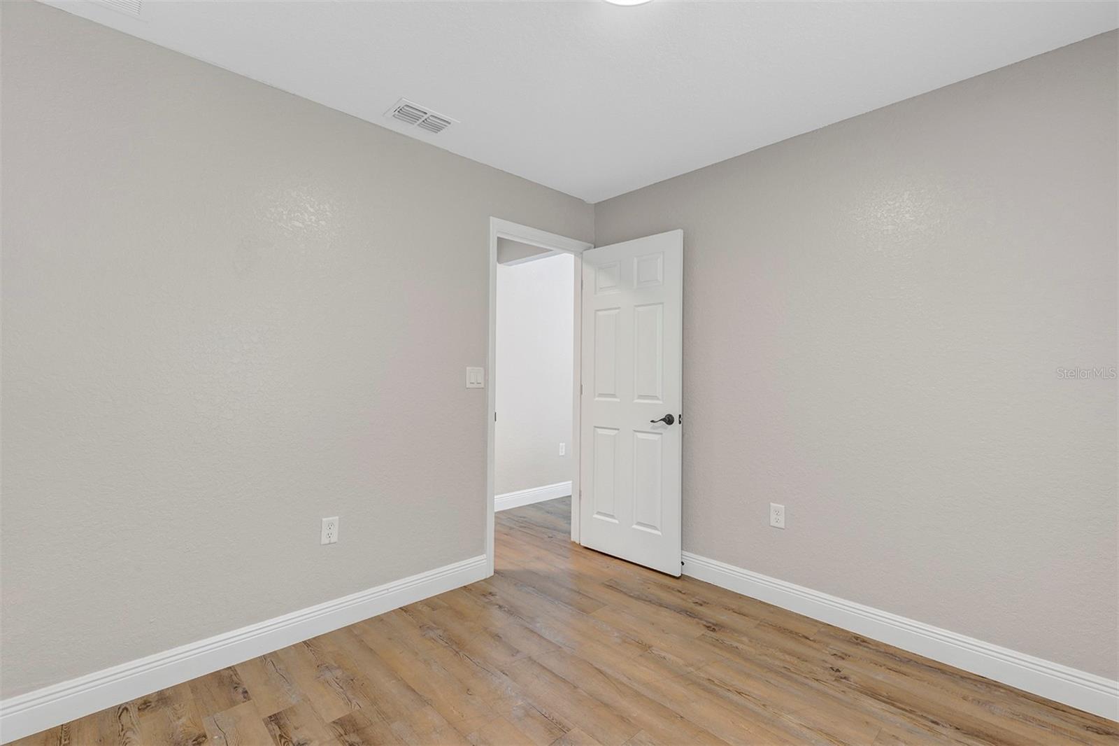 5 LOCUST RADIAL CIR, OCALA, FL, 34472