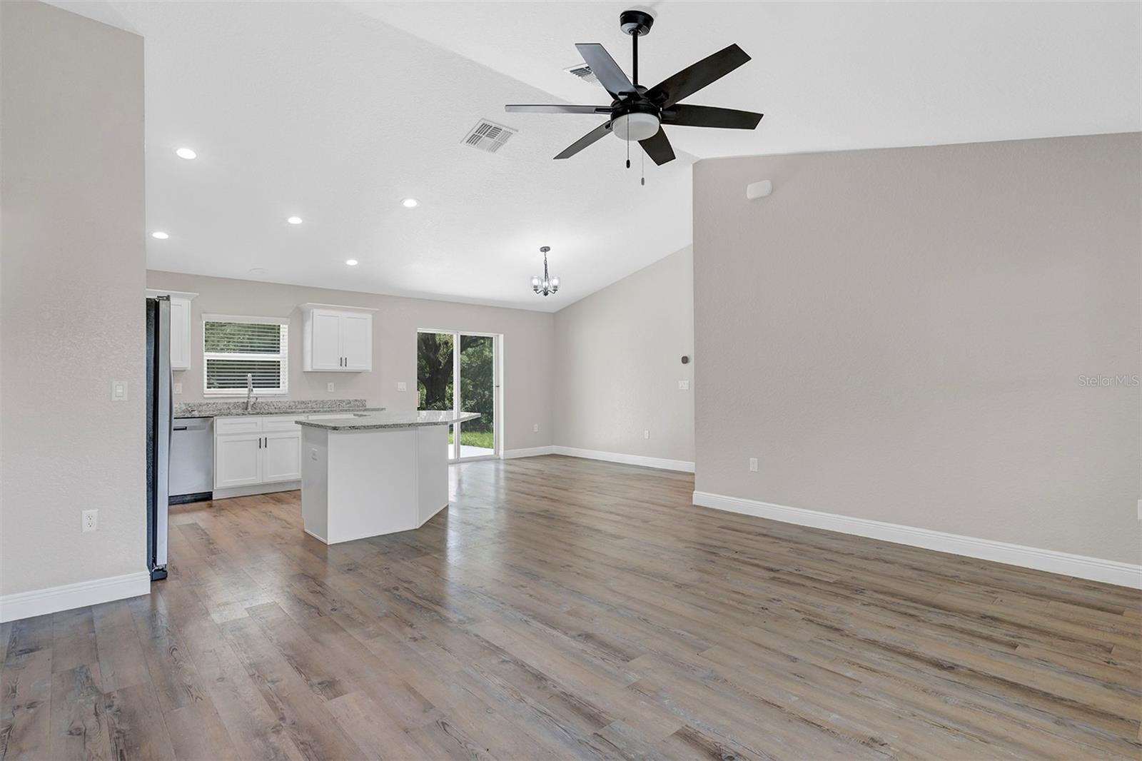 5 LOCUST RADIAL CIR, OCALA, FL, 34472
