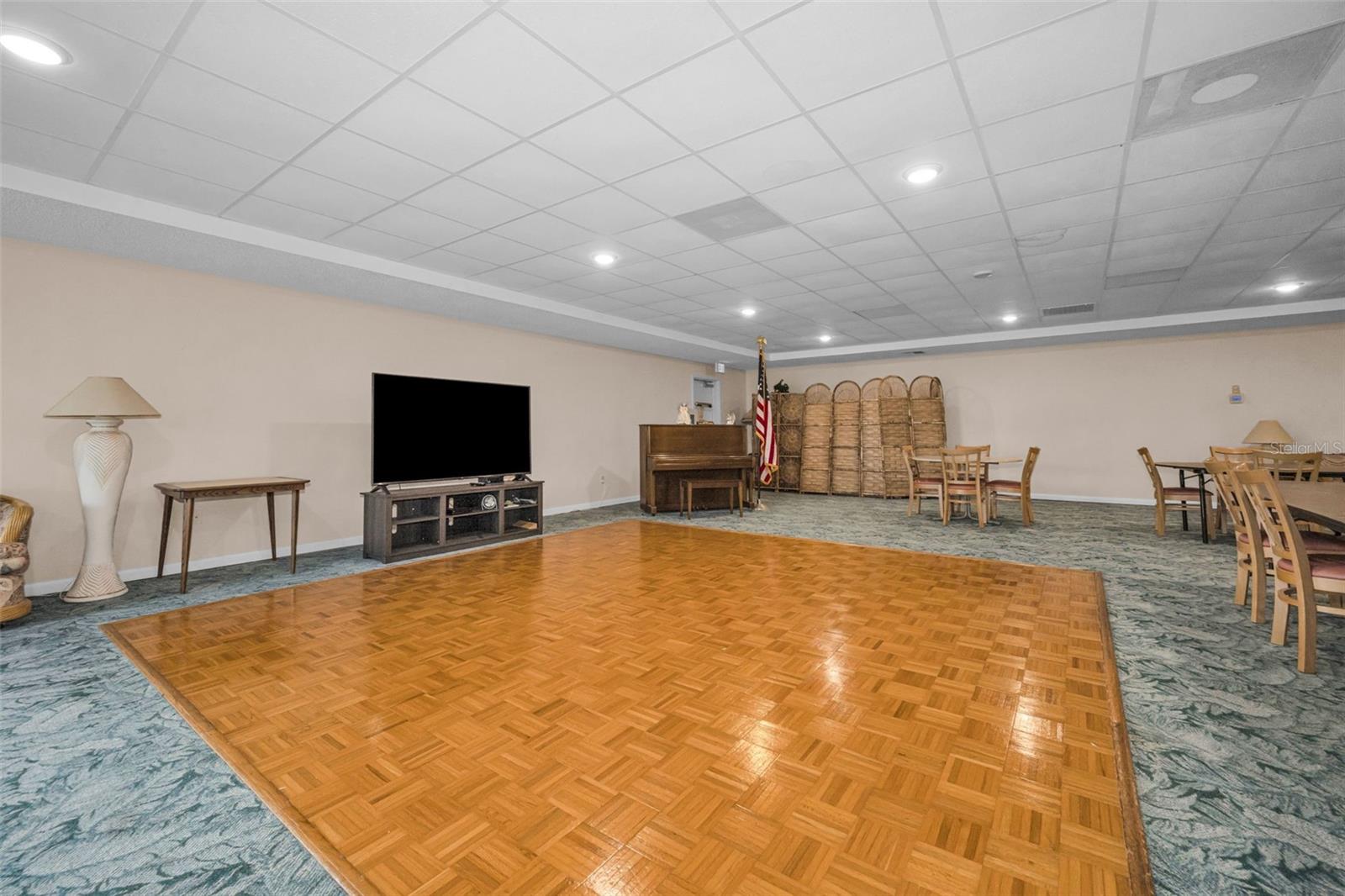 5400 PARK ST. NORTH #303, ST PETERSBURG, FL, 33709