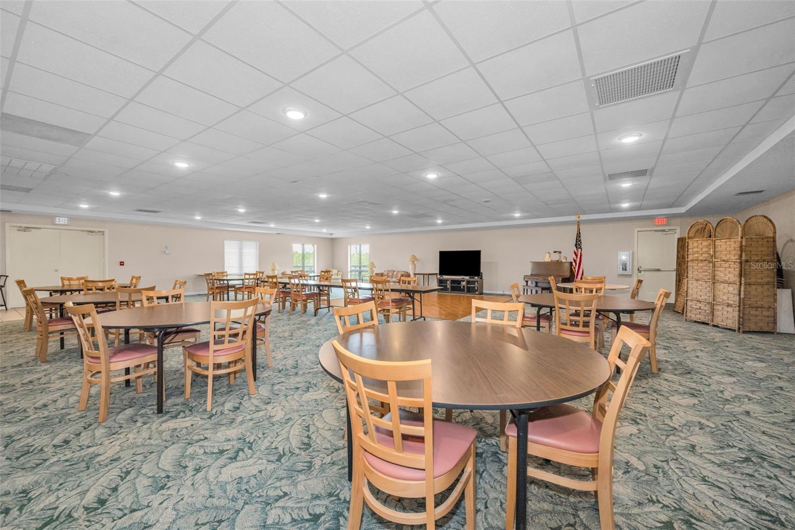 5400 PARK ST. NORTH #303, ST PETERSBURG, FL, 33709