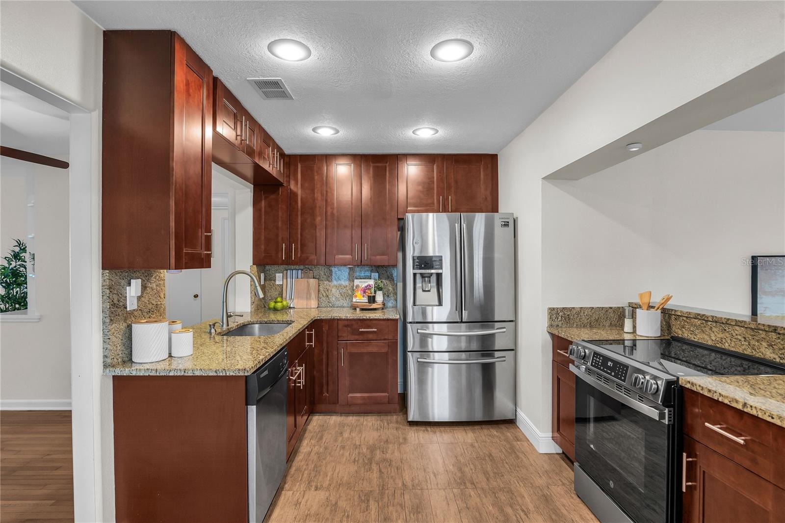 15 W PRESTON ST, ORLANDO, FL, 32804