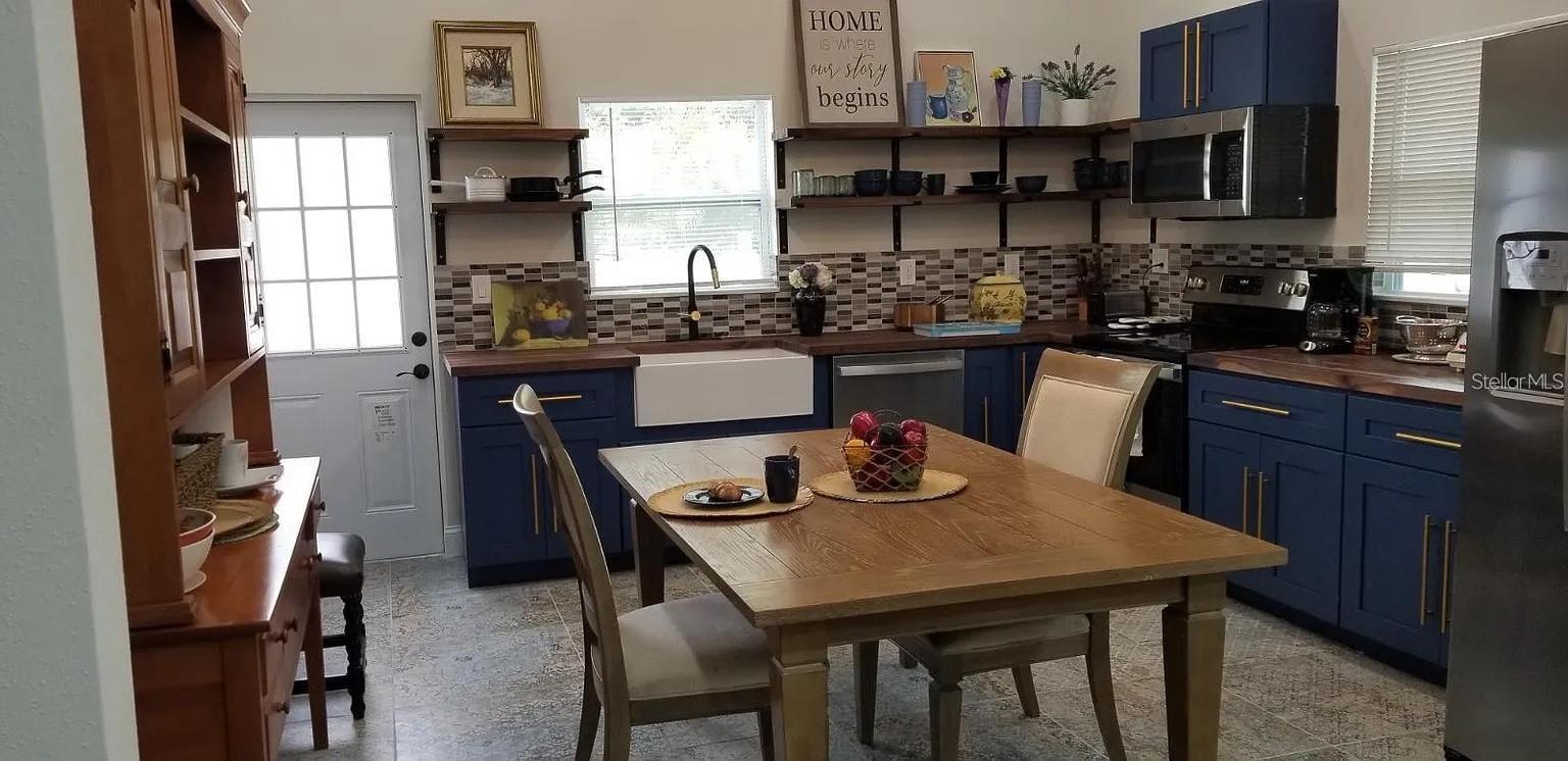 3710 DE SOTO BLVD, PALM HARBOR, FL, 34683