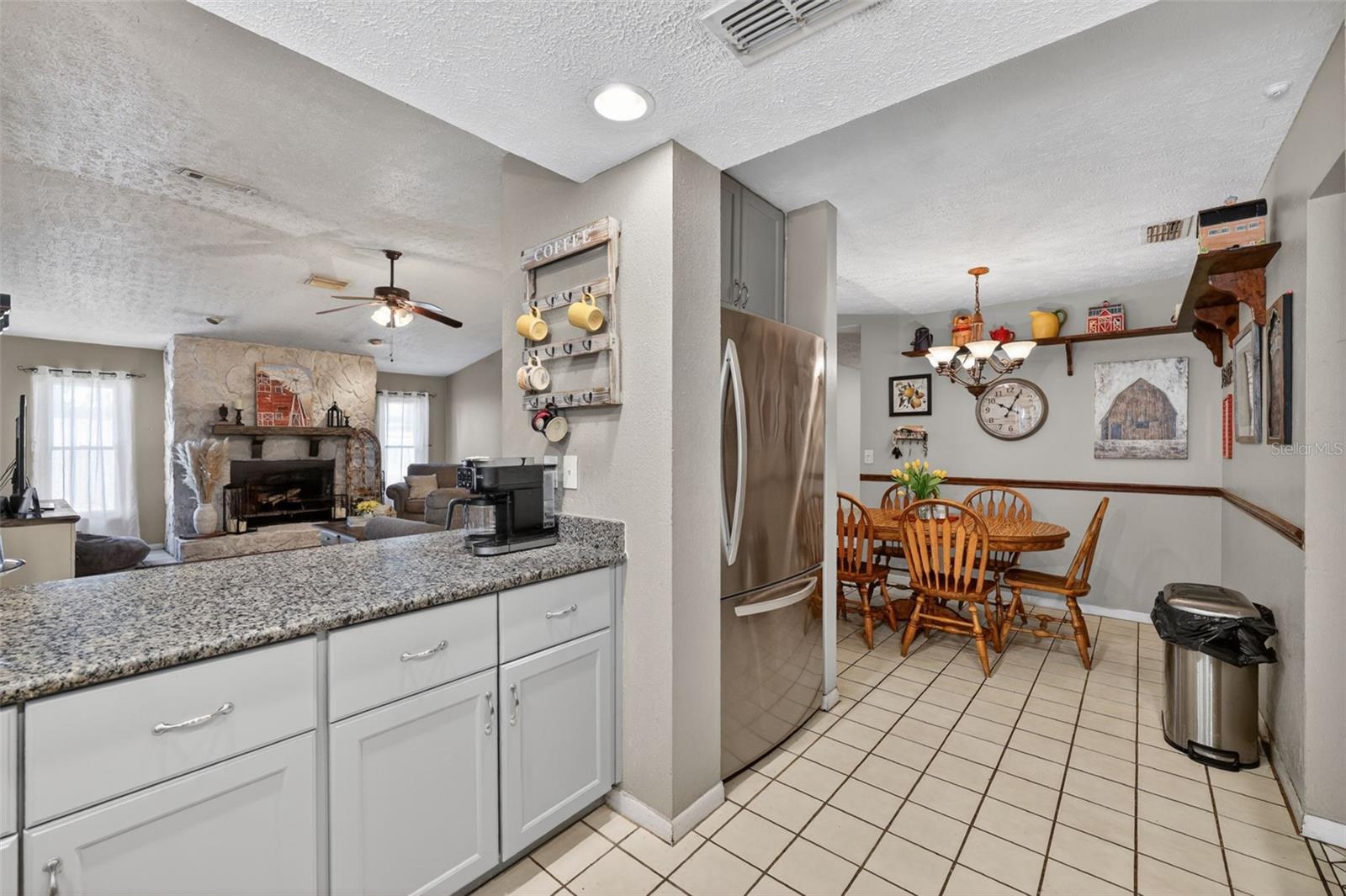 2713 WILLOW OAKS DR, VALRICO, FL, 33594