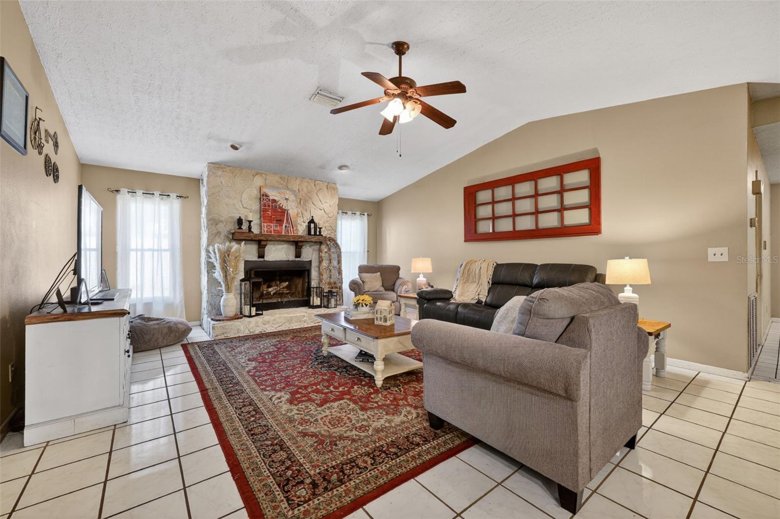 2713 WILLOW OAKS DR, VALRICO, FL, 33594