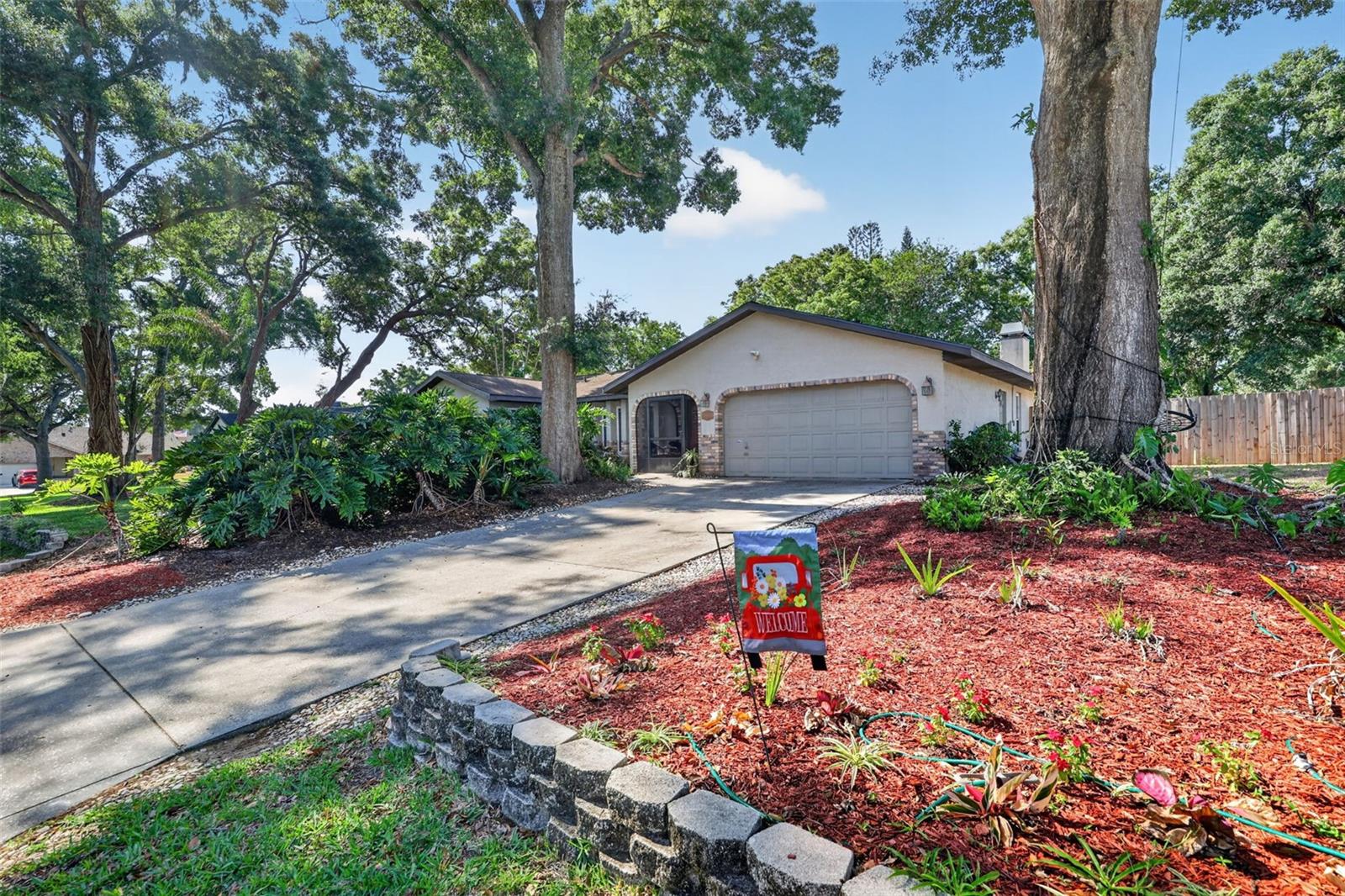 2713 WILLOW OAKS DR, VALRICO, FL, 33594