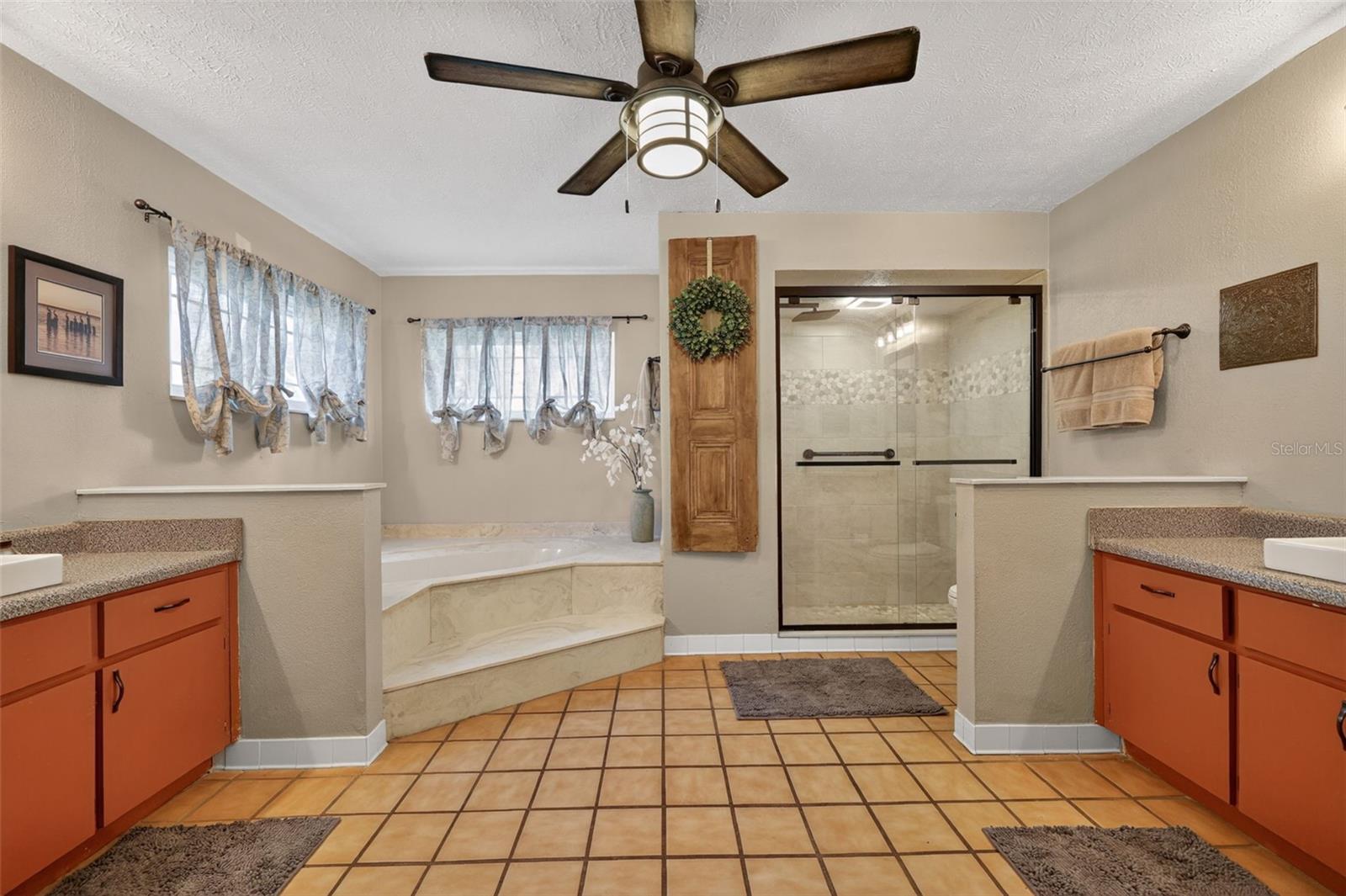 2713 WILLOW OAKS DR, VALRICO, FL, 33594