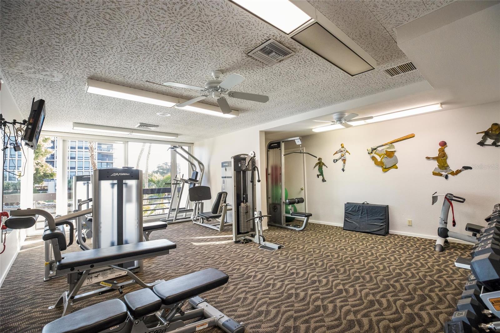 1095 GULF OF MEXICO DR #102, LONGBOAT KEY, FL, 34228