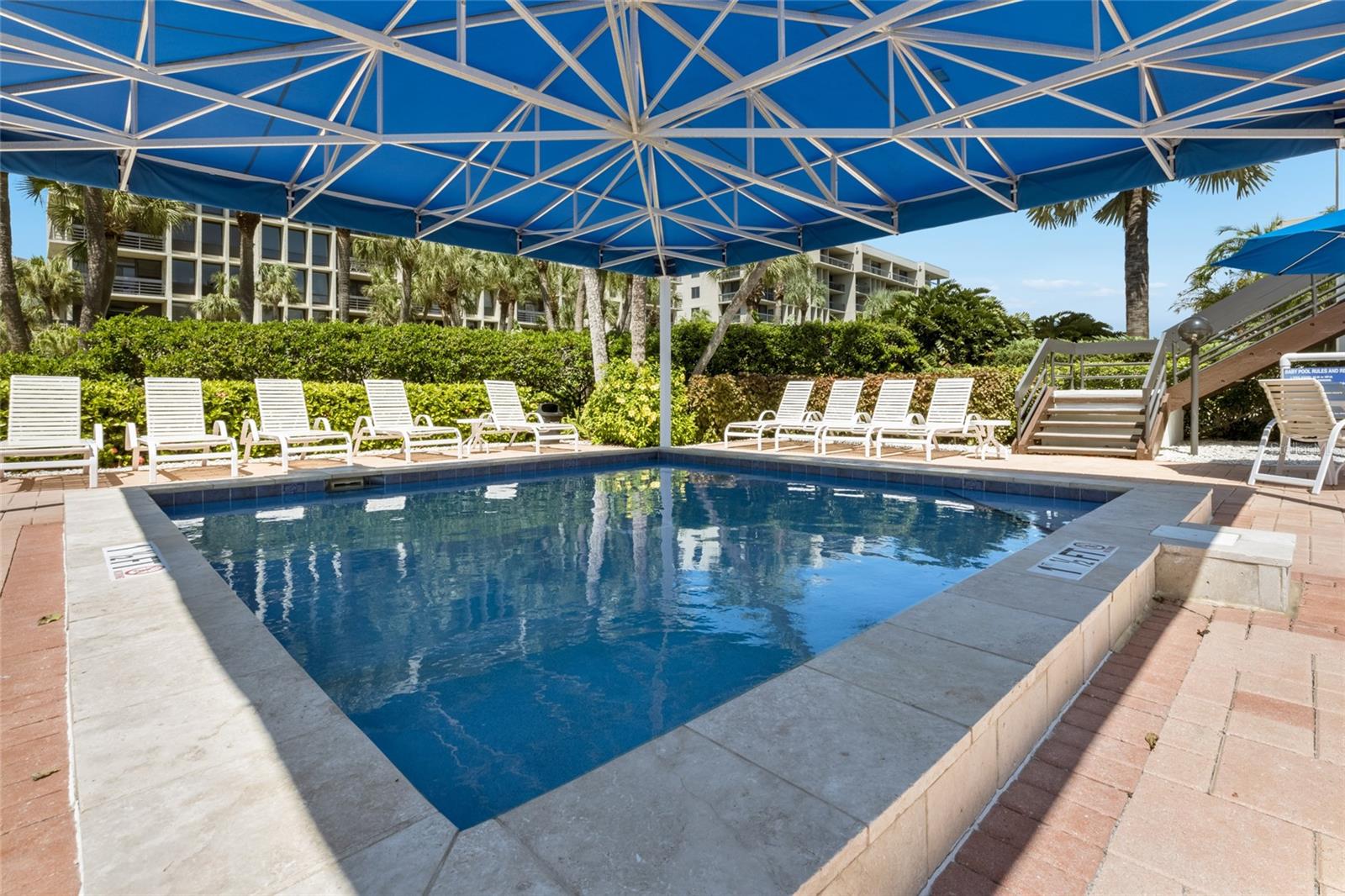 1095 GULF OF MEXICO DR #102, LONGBOAT KEY, FL, 34228