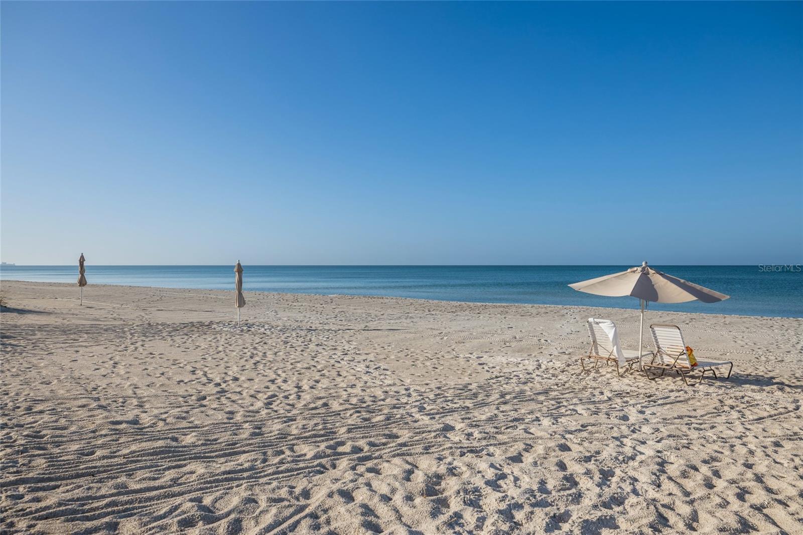 1095 GULF OF MEXICO DR #102, LONGBOAT KEY, FL, 34228