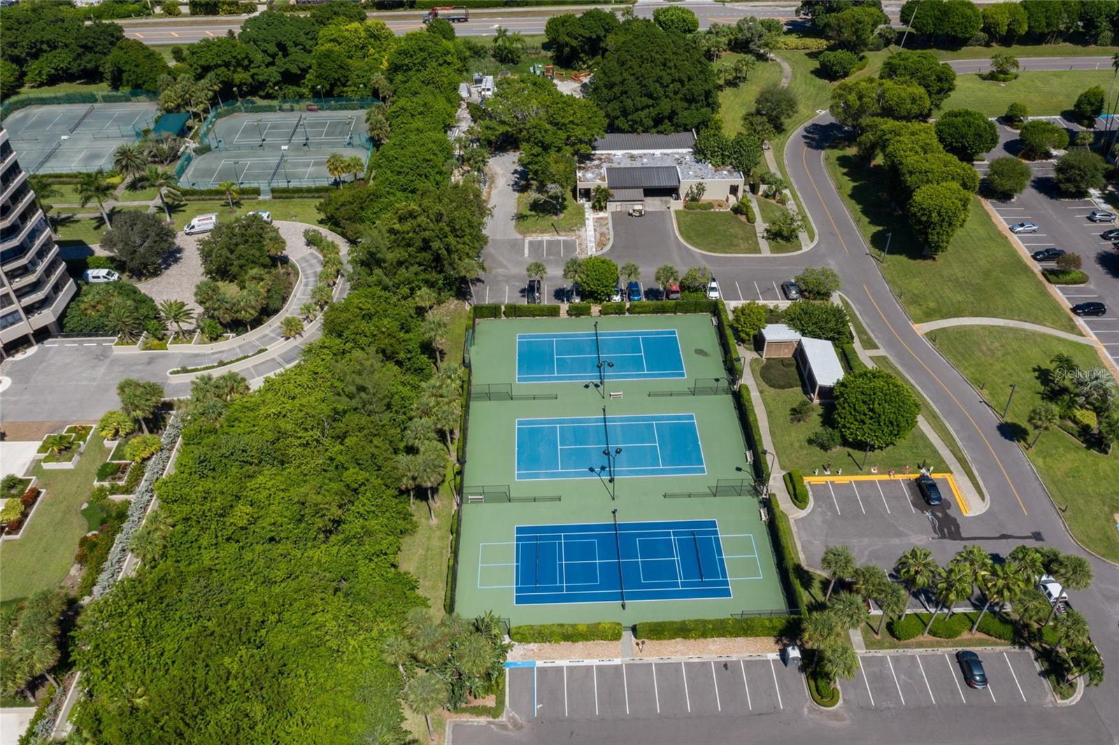 1095 GULF OF MEXICO DR #102, LONGBOAT KEY, FL, 34228