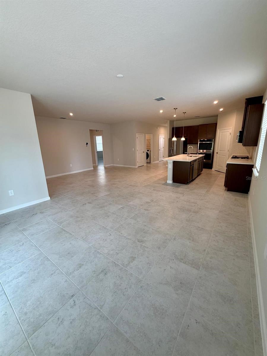 3884 ISLE ROYAL PL, APOPKA, FL, 32712