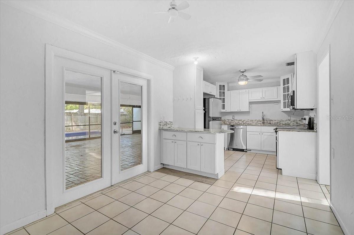 345 S TUTTLE AVE, SARASOTA, FL, 34237