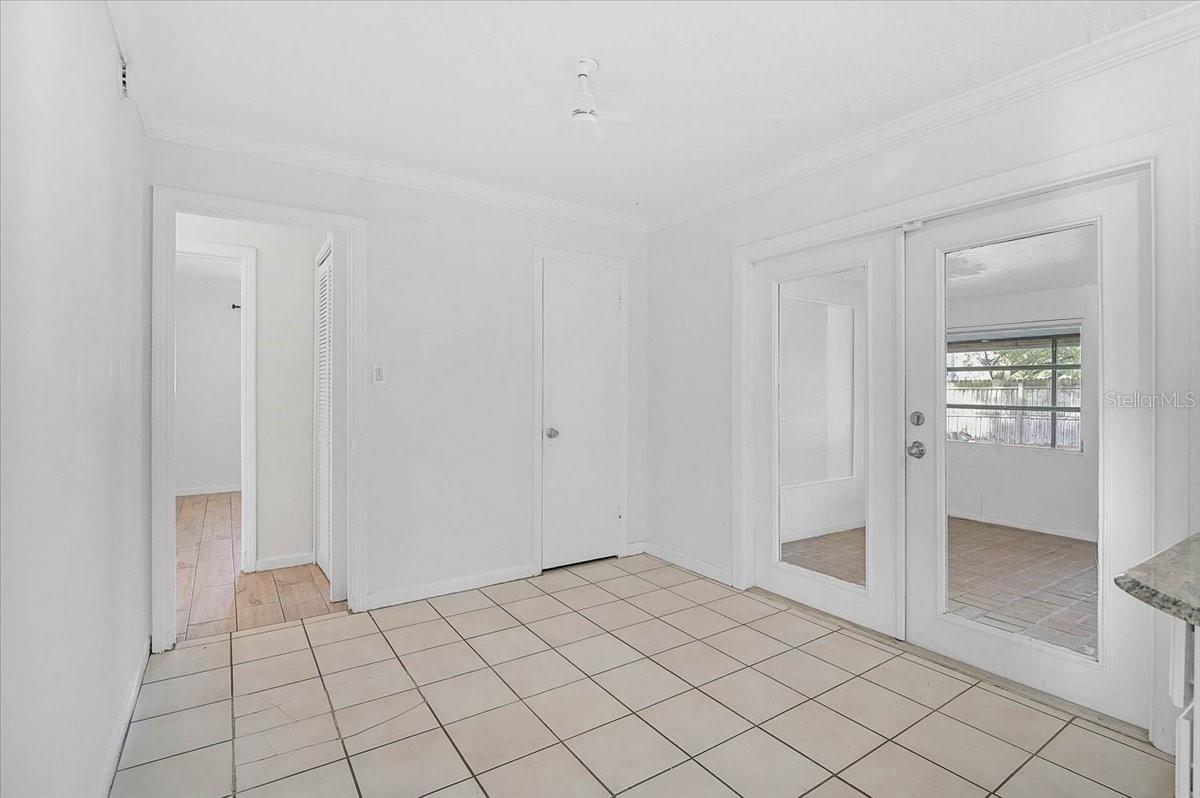 345 S TUTTLE AVE, SARASOTA, FL, 34237