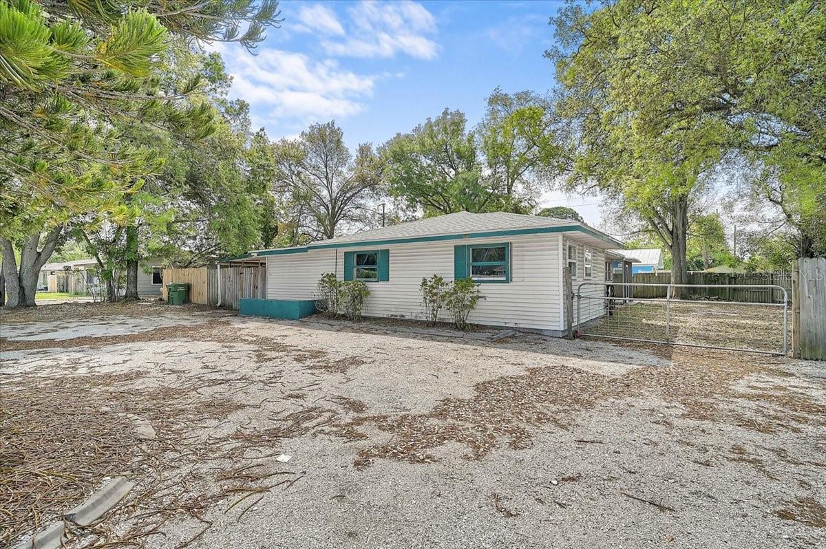 345 S TUTTLE AVE, SARASOTA, FL, 34237