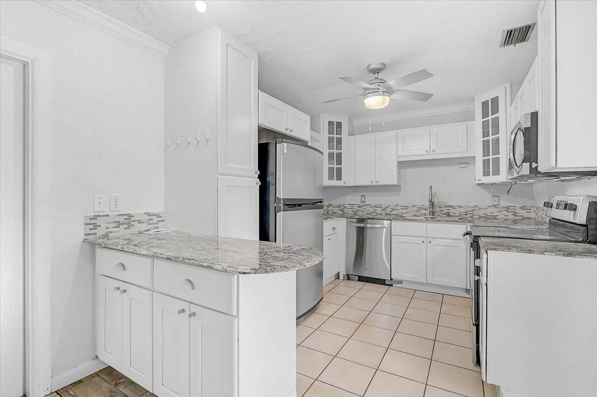 345 S TUTTLE AVE, SARASOTA, FL, 34237