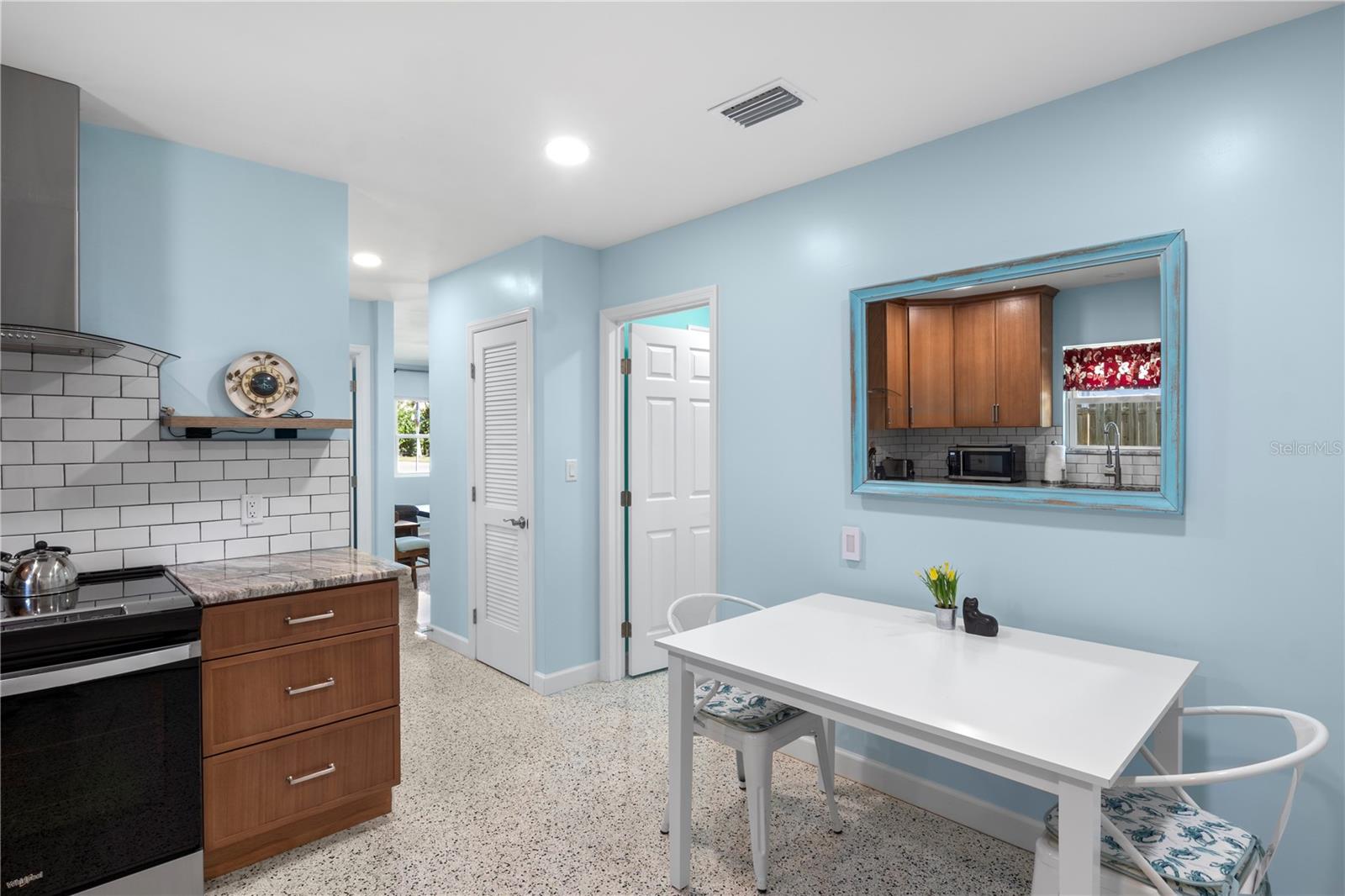 204 29TH ST, HOLMES BEACH, FL, 34217