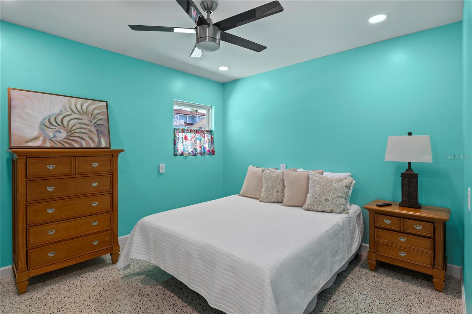 204 29TH ST, HOLMES BEACH, FL, 34217