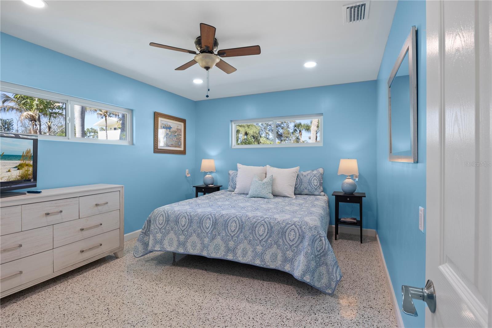 204 29TH ST, HOLMES BEACH, FL, 34217