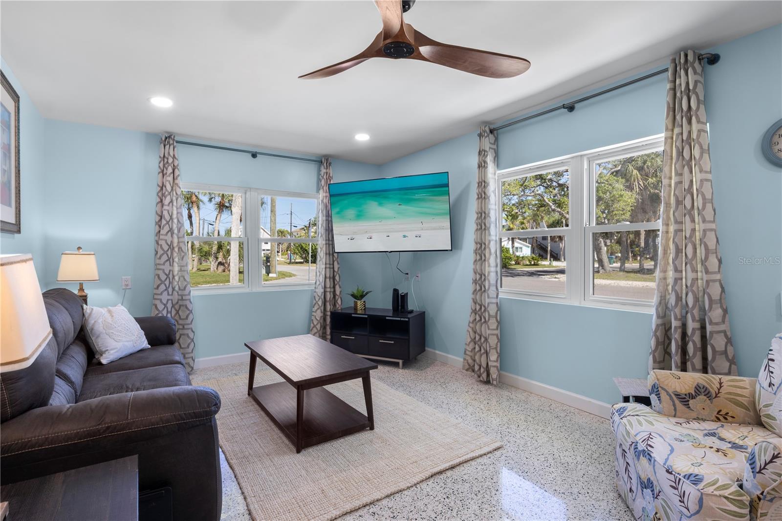 204 29TH ST, HOLMES BEACH, FL, 34217