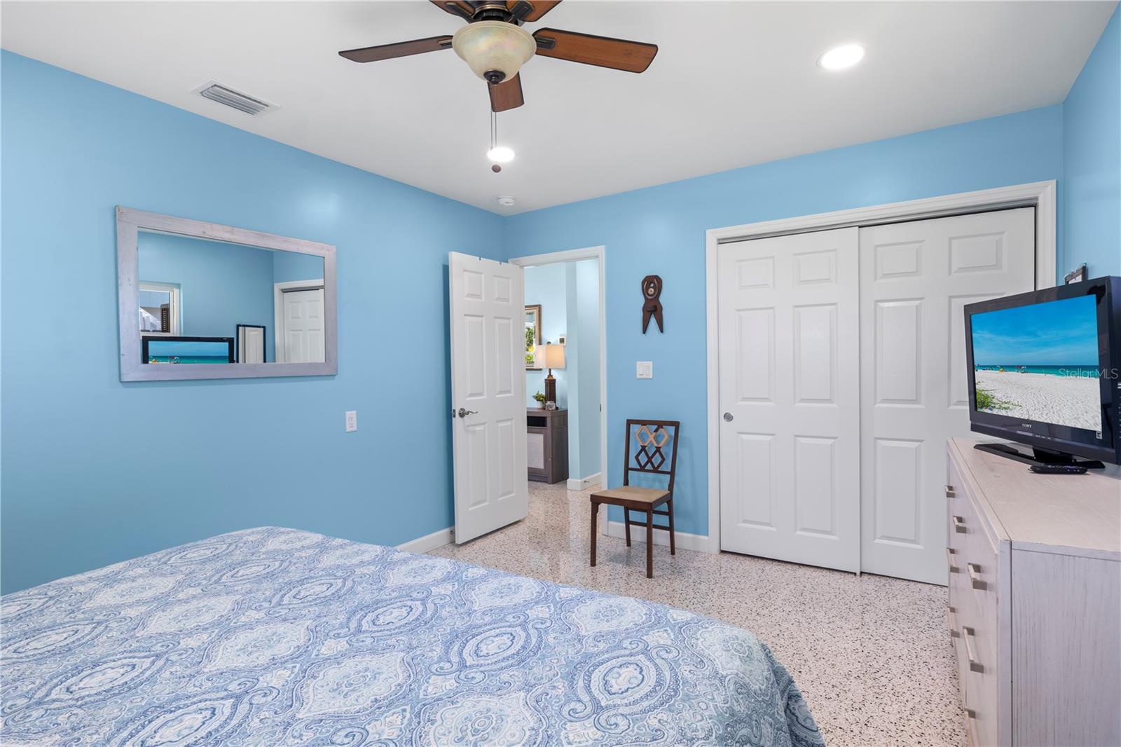204 29TH ST, HOLMES BEACH, FL, 34217