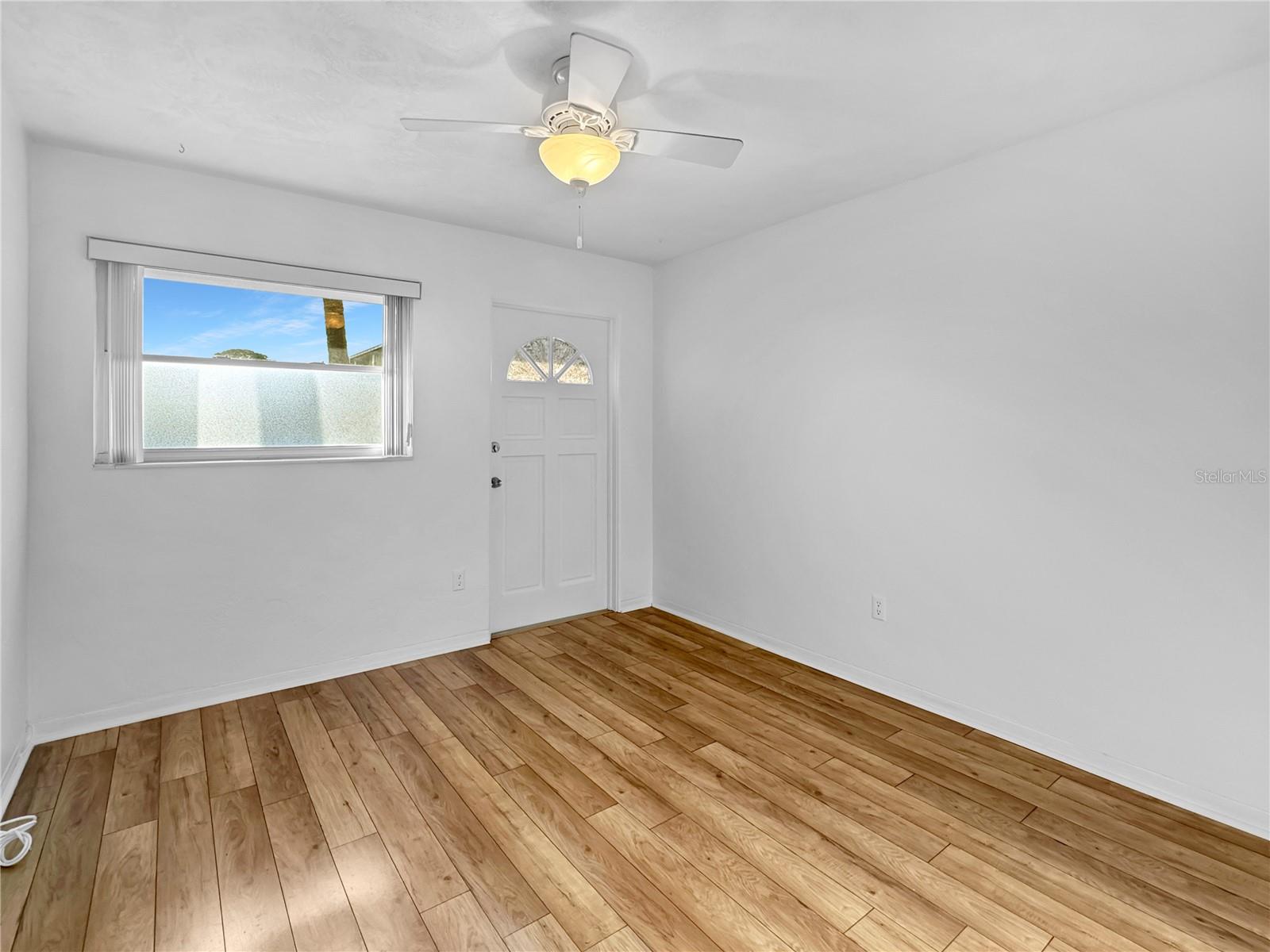 4300 58TH ST N #1915, KENNETH CITY, FL, 33709