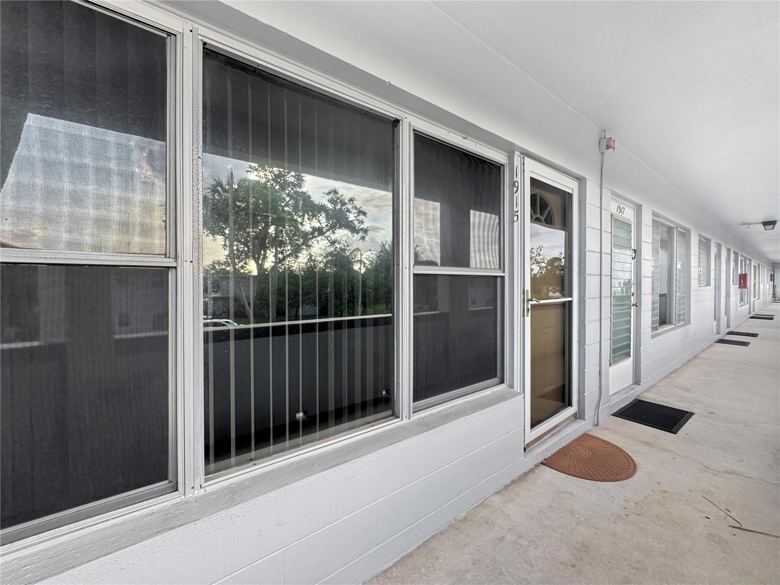 4300 58TH ST N #1915, KENNETH CITY, FL, 33709