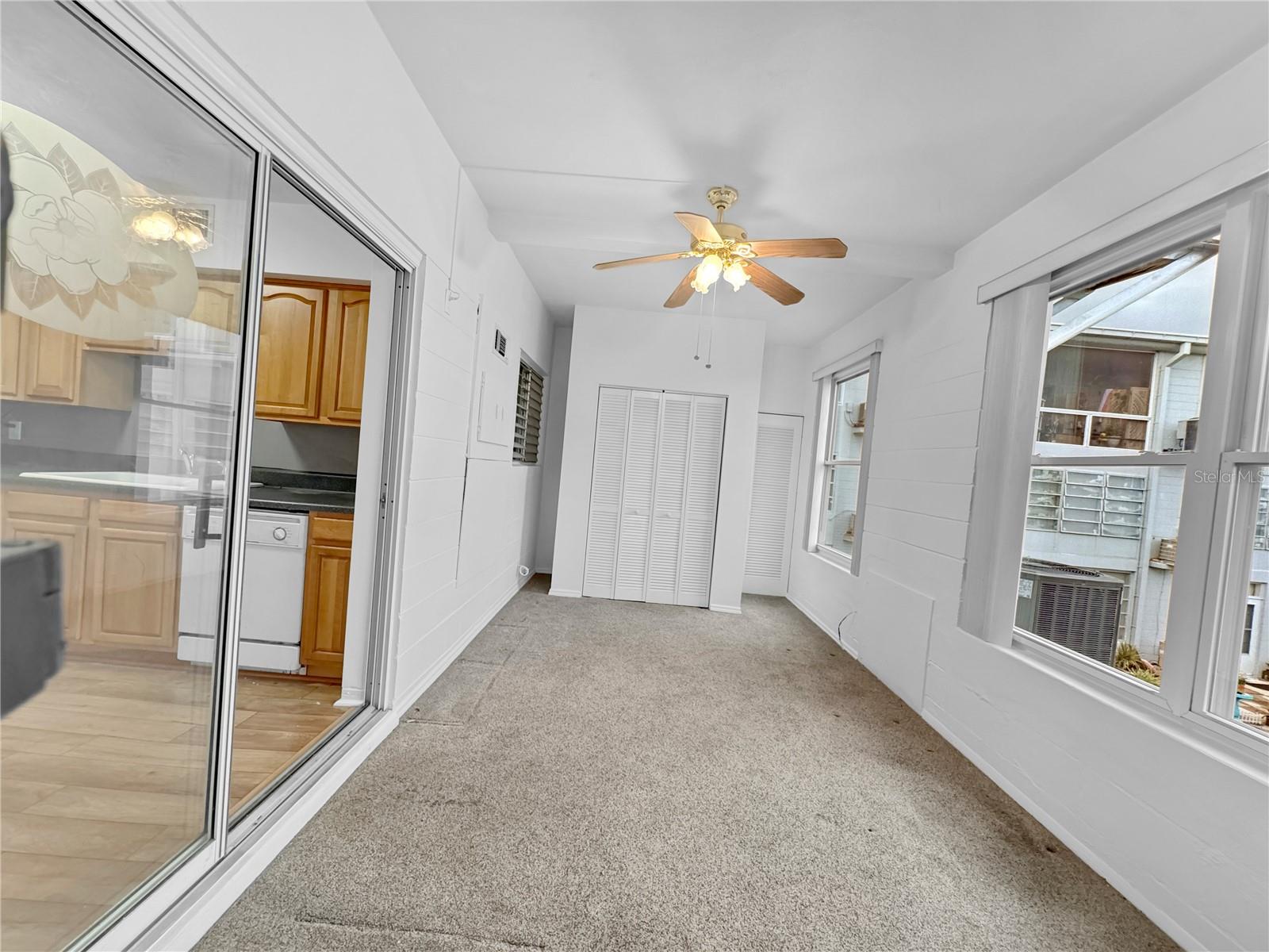 4300 58TH ST N #1915, KENNETH CITY, FL, 33709