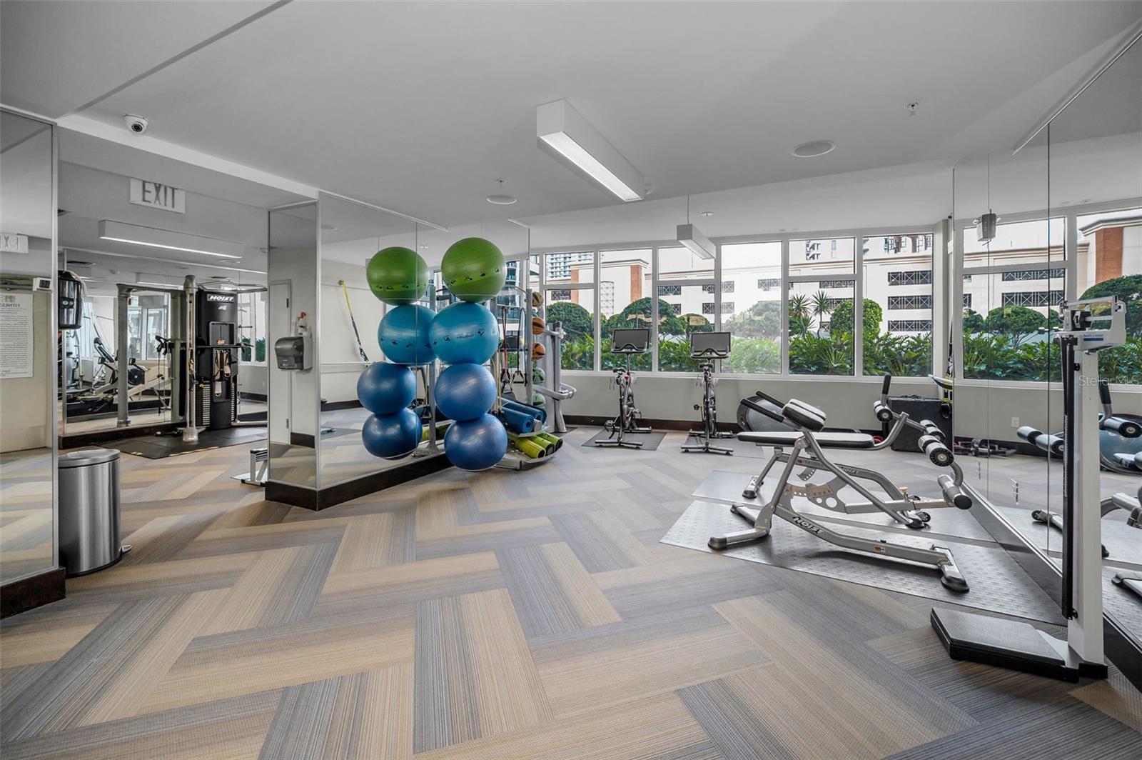 175 1ST ST S #2604, ST PETERSBURG, FL, 33701