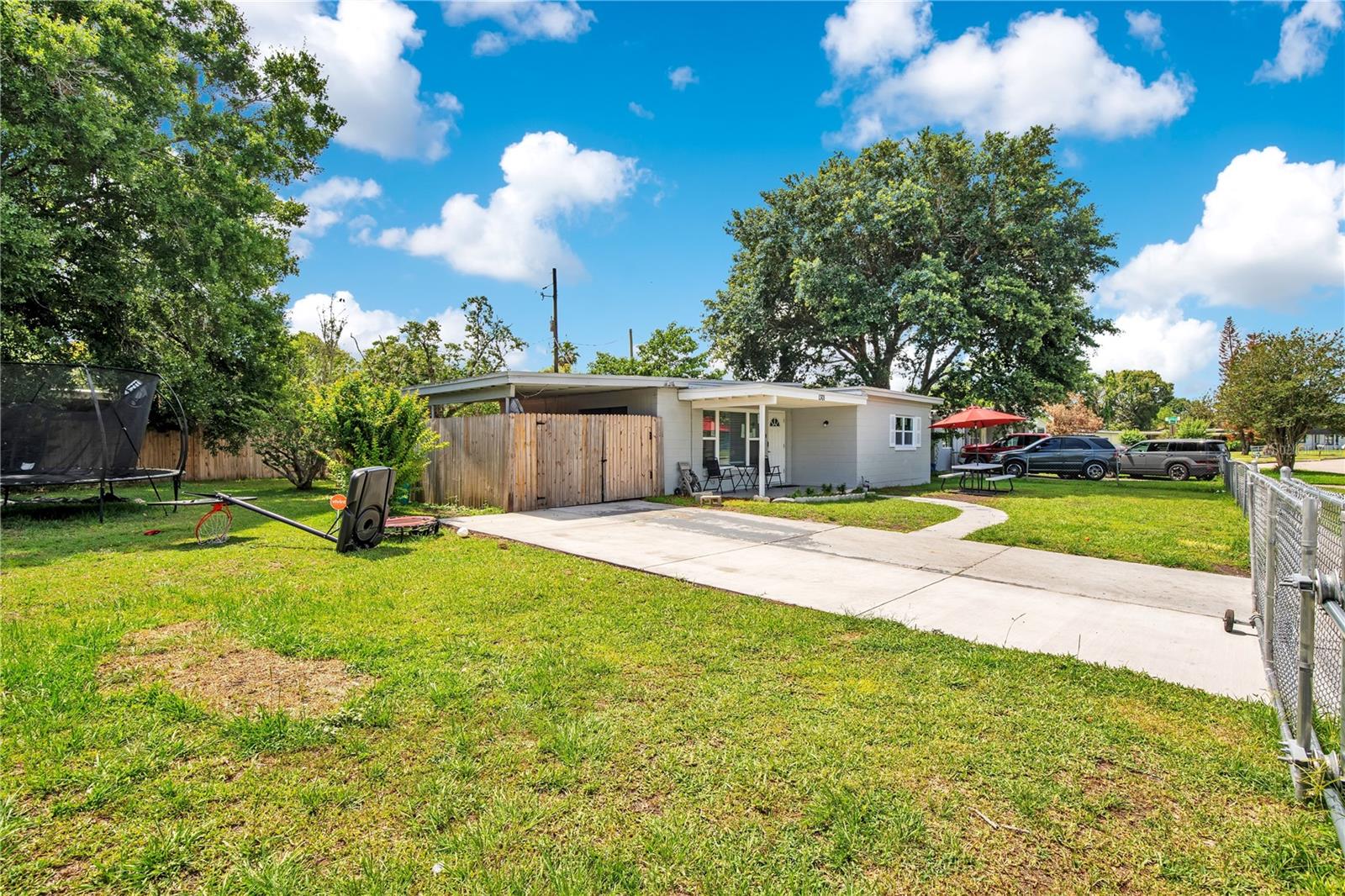 1301 LAWNE BLVD, ORLANDO, FL, 32808
