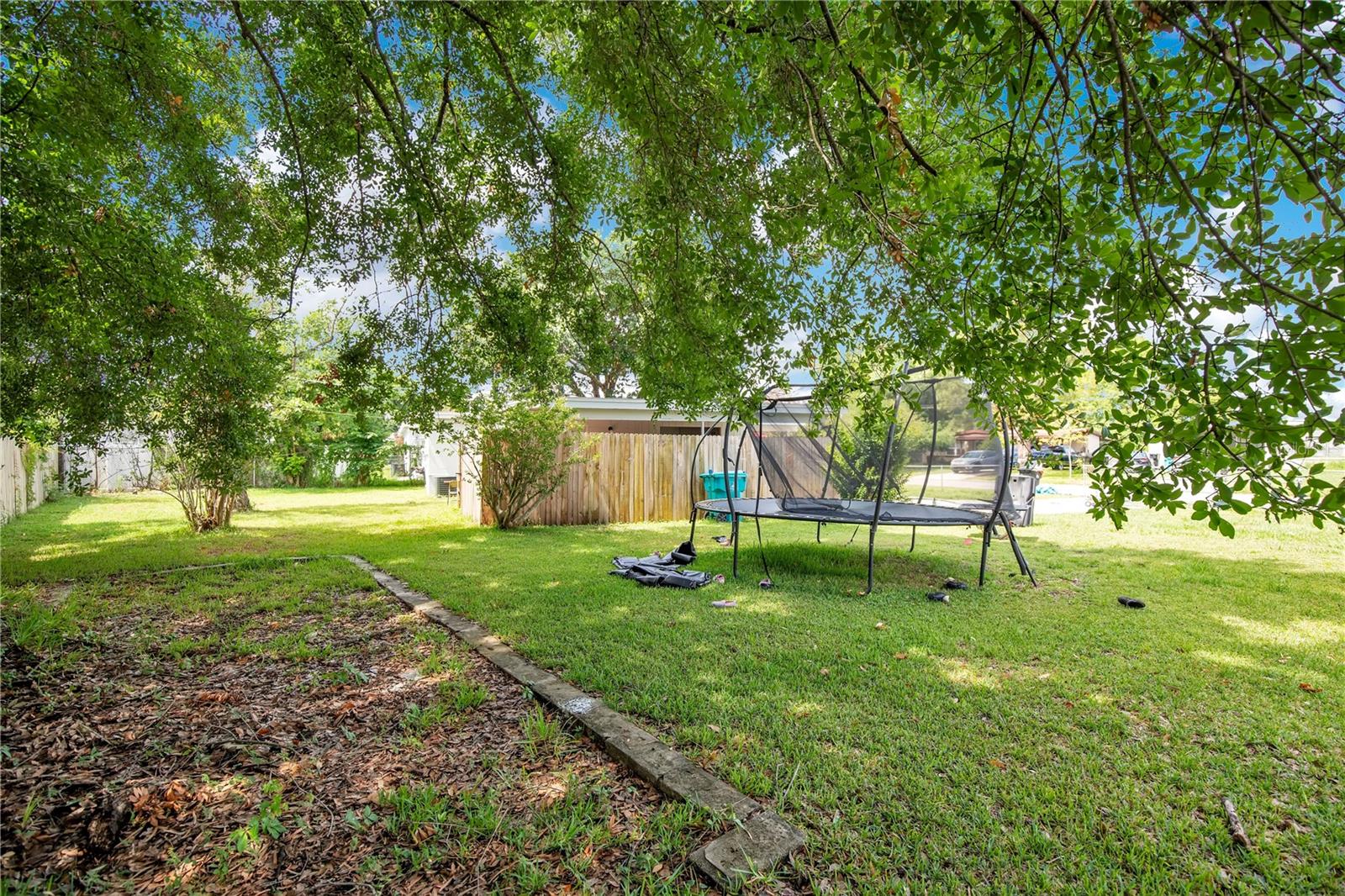 1301 LAWNE BLVD, ORLANDO, FL, 32808