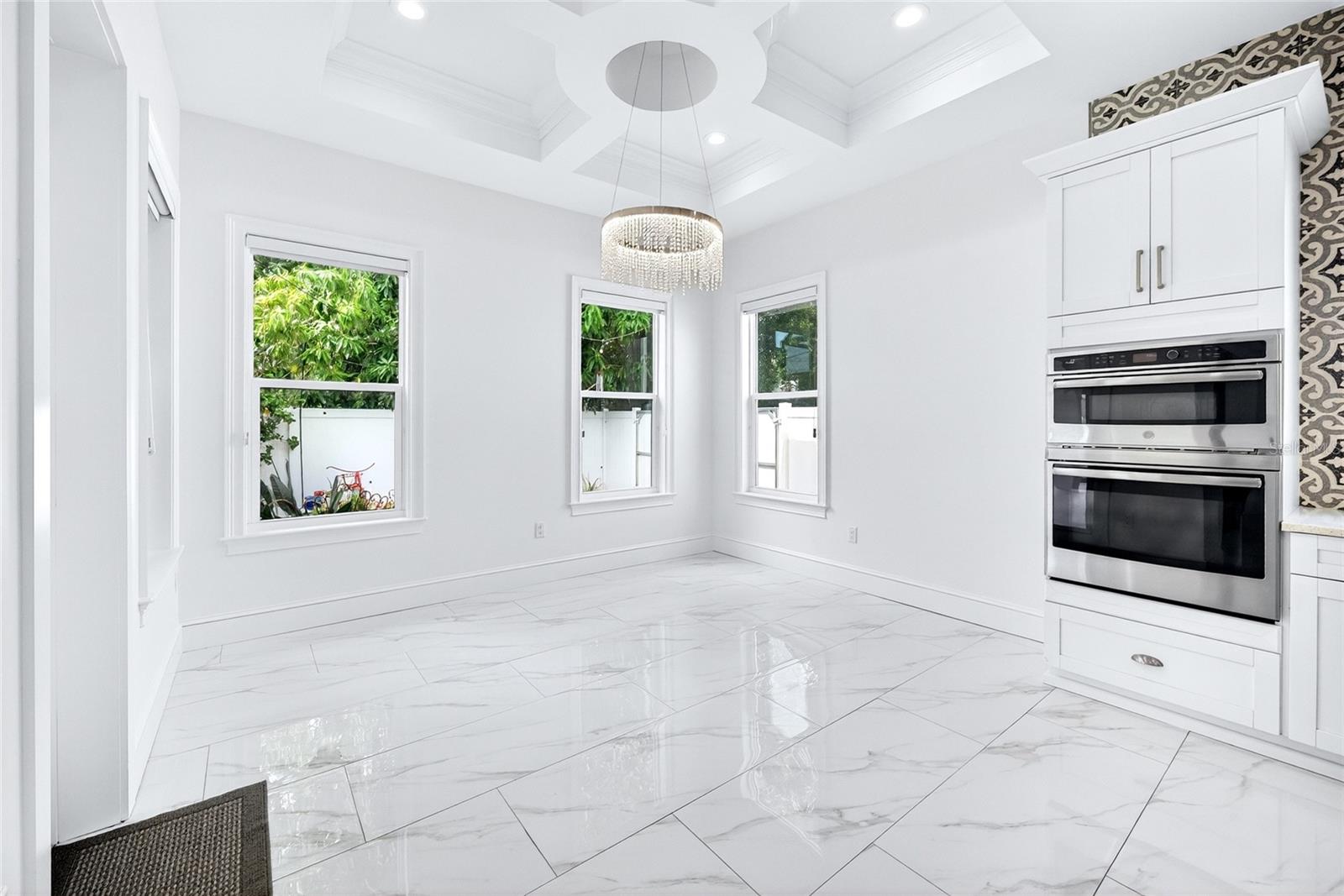 3013 W NORTH B ST, TAMPA, FL, 33609
